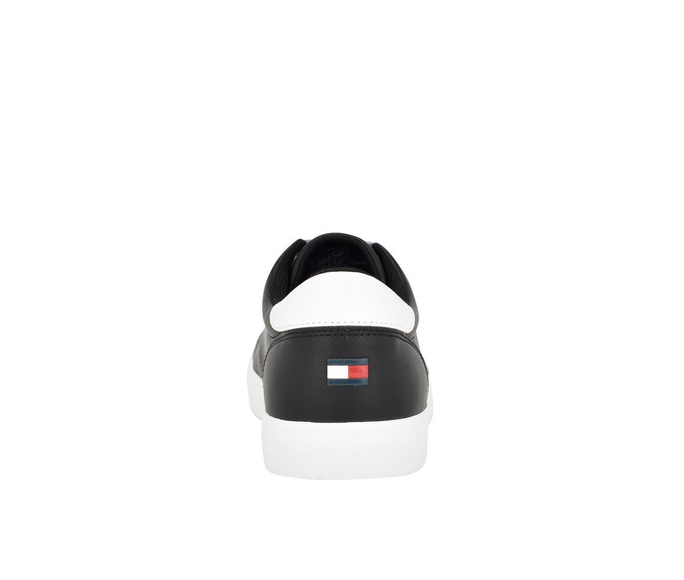 Men's Tommy Hilfiger Ramoso Casual Oxfords Product Image
