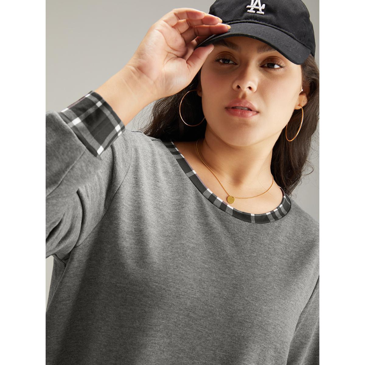 Plus Size Gingham Round Neck Pocket Patchwork Sweatshirt Women DimGray Casual Patchwork Round Neck Dailywear Sweatshirts BloomChic 26/4X Product Image