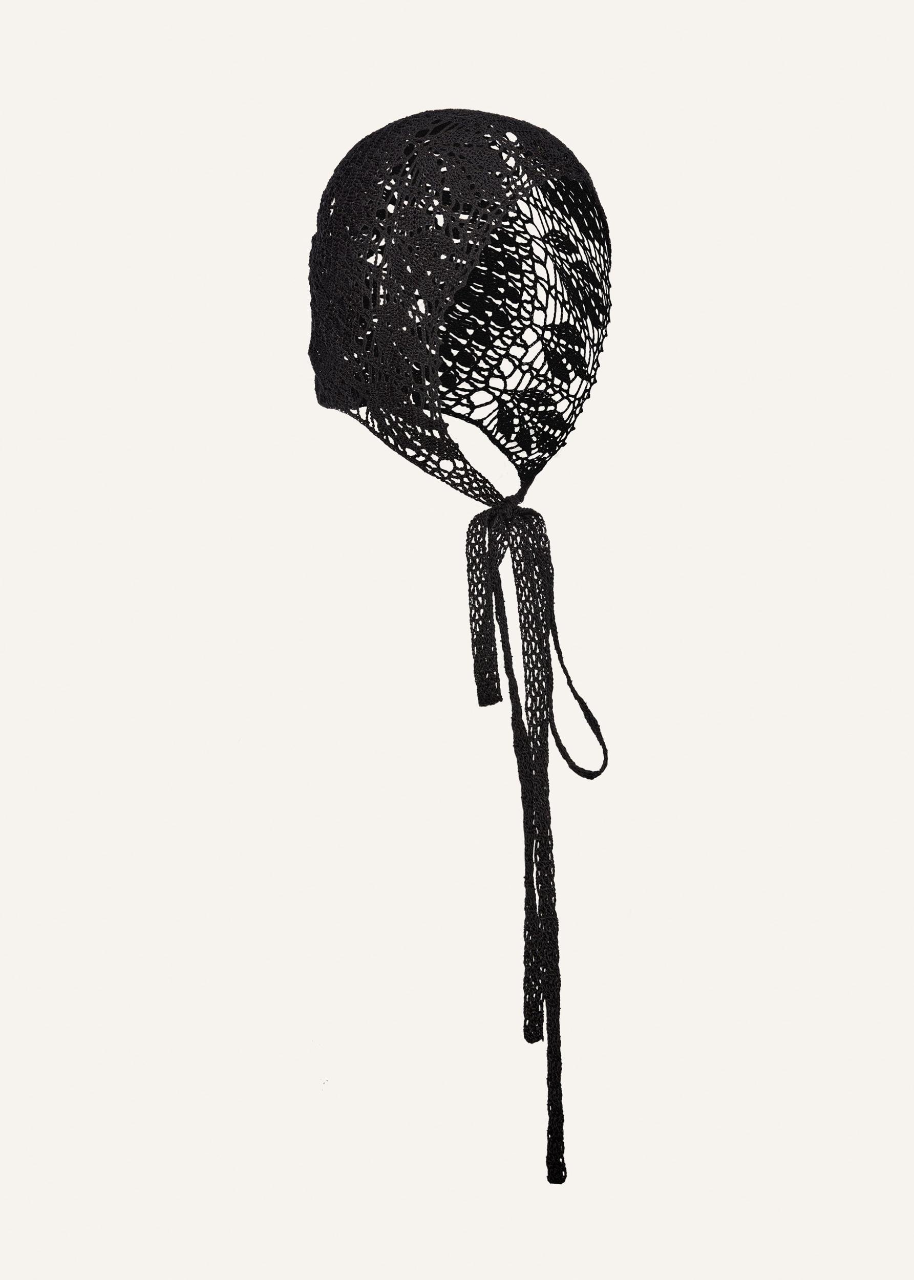 Crochet bonnet in black Product Image