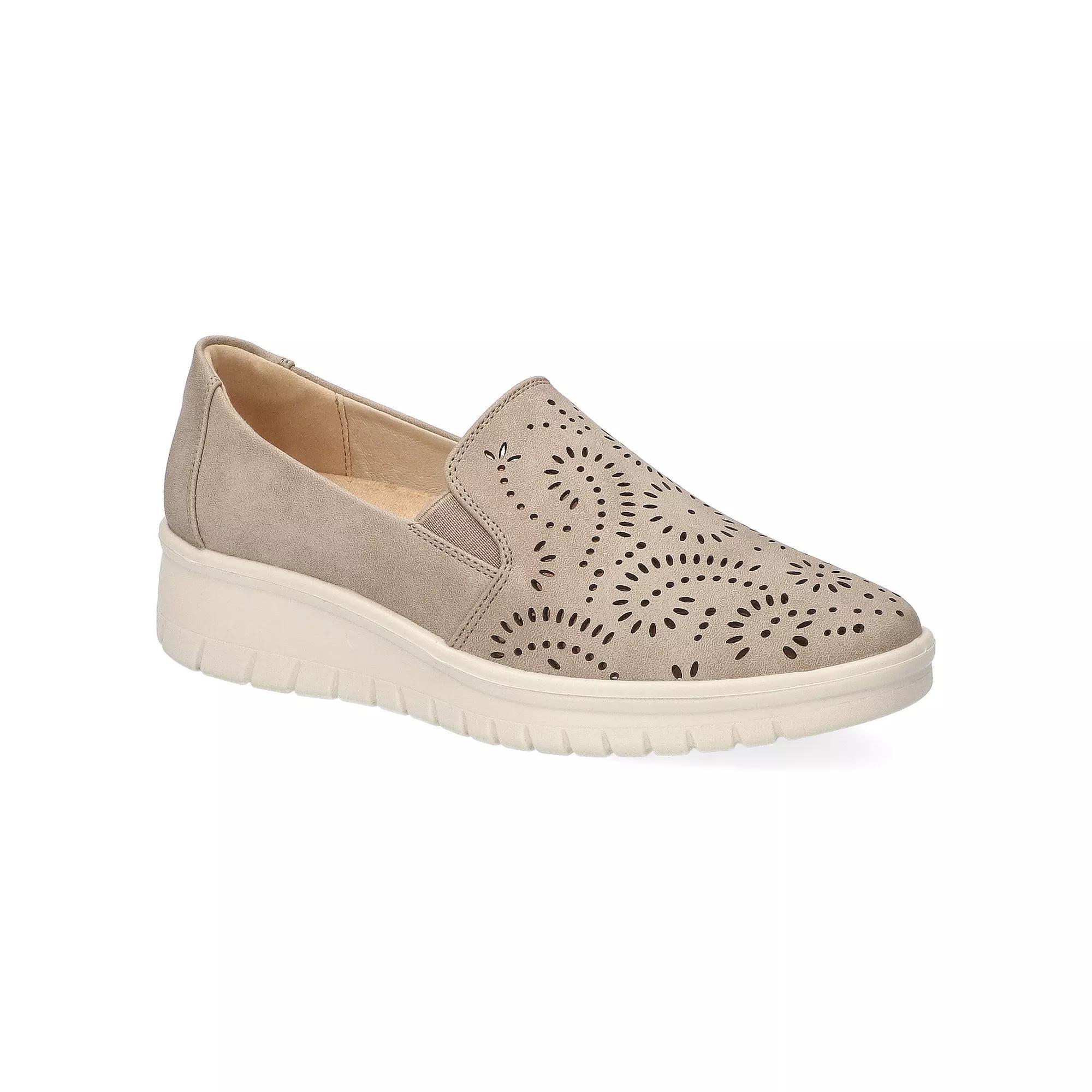 Ying by Easy Street Women's Comfort Flats, Size: 10, Natural Product Image
