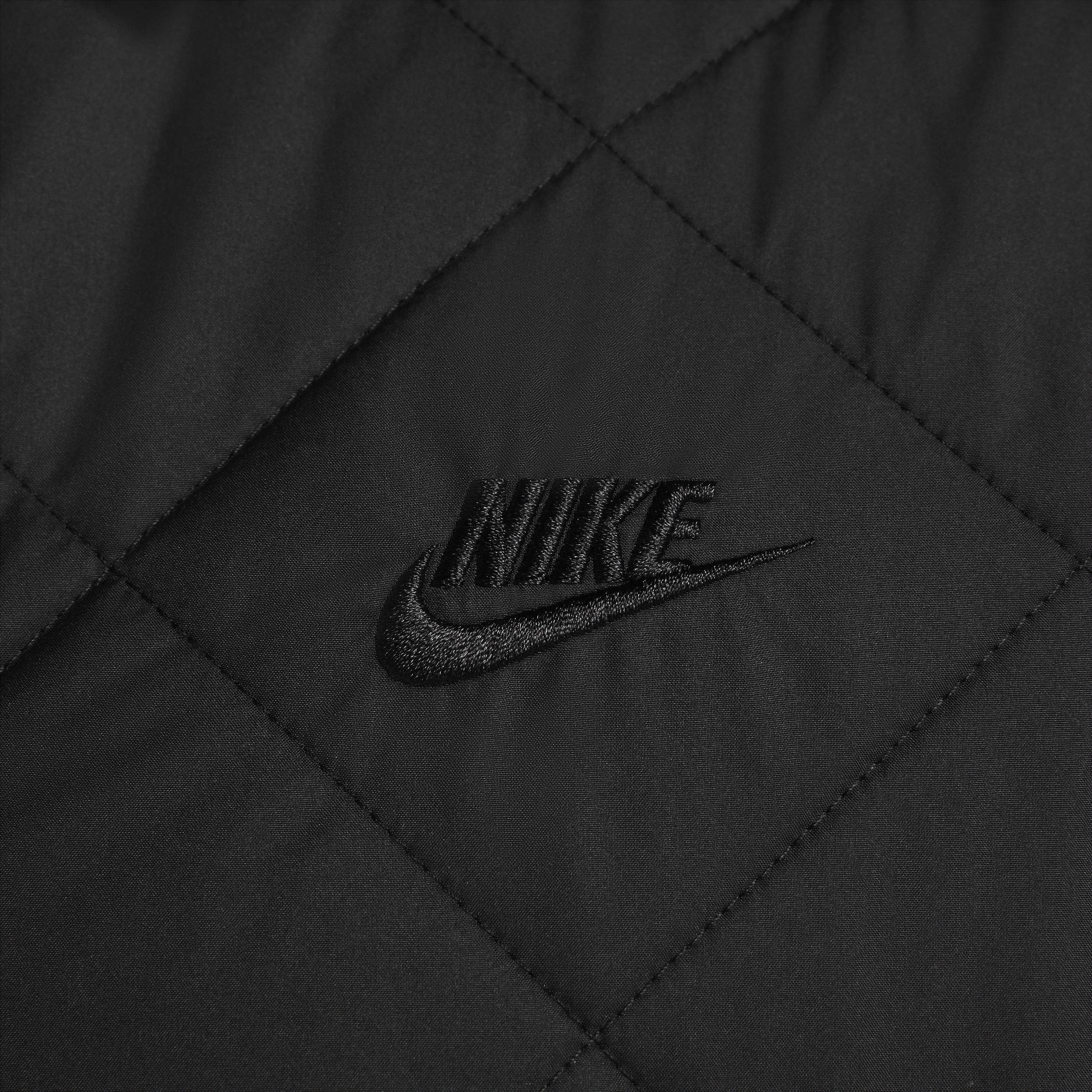 Nike Club Men's Lightweight Quilted Therma-FIT Insulated Jacket Product Image