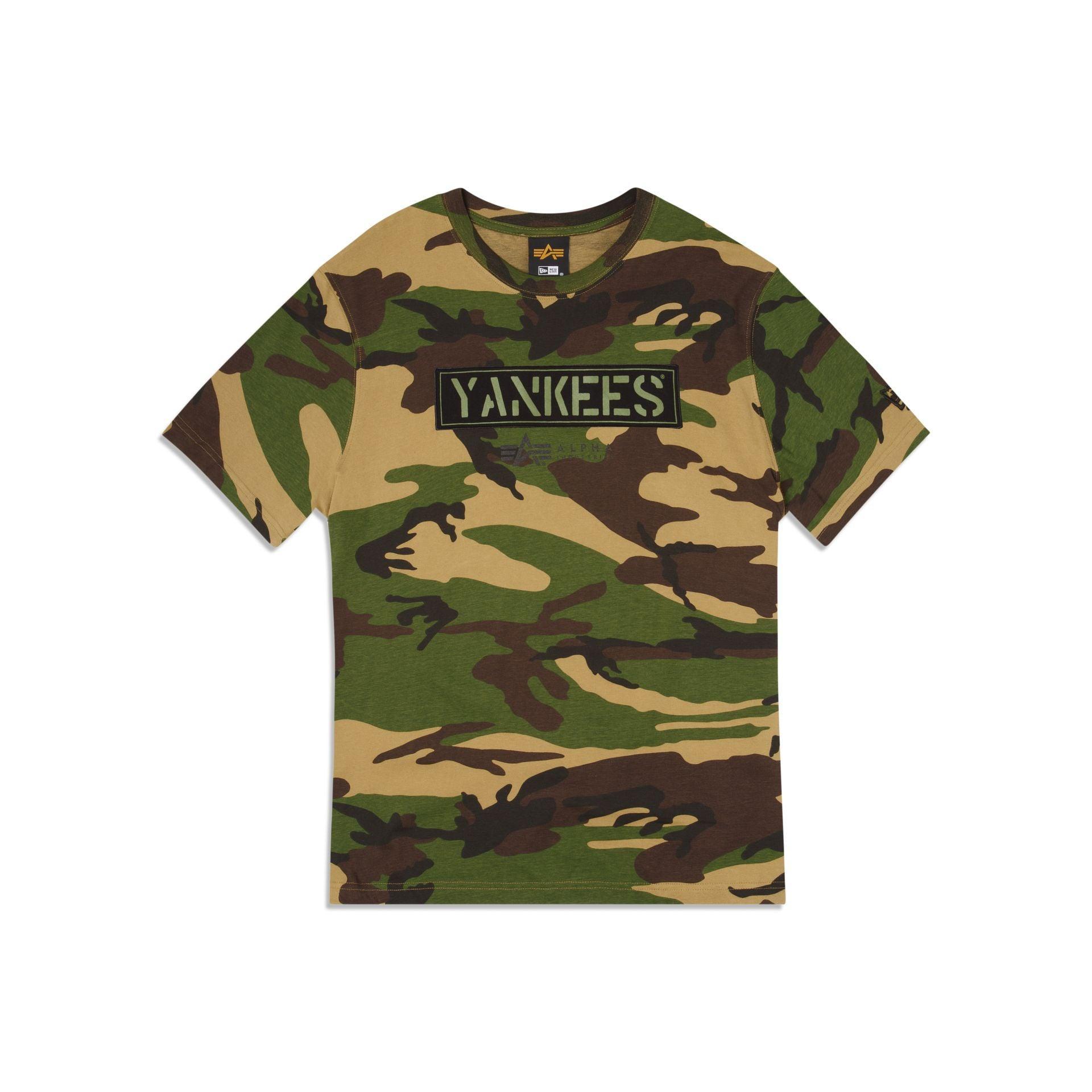 Alpha Industries X Chicago White Sox Camo T-Shirt Male Product Image