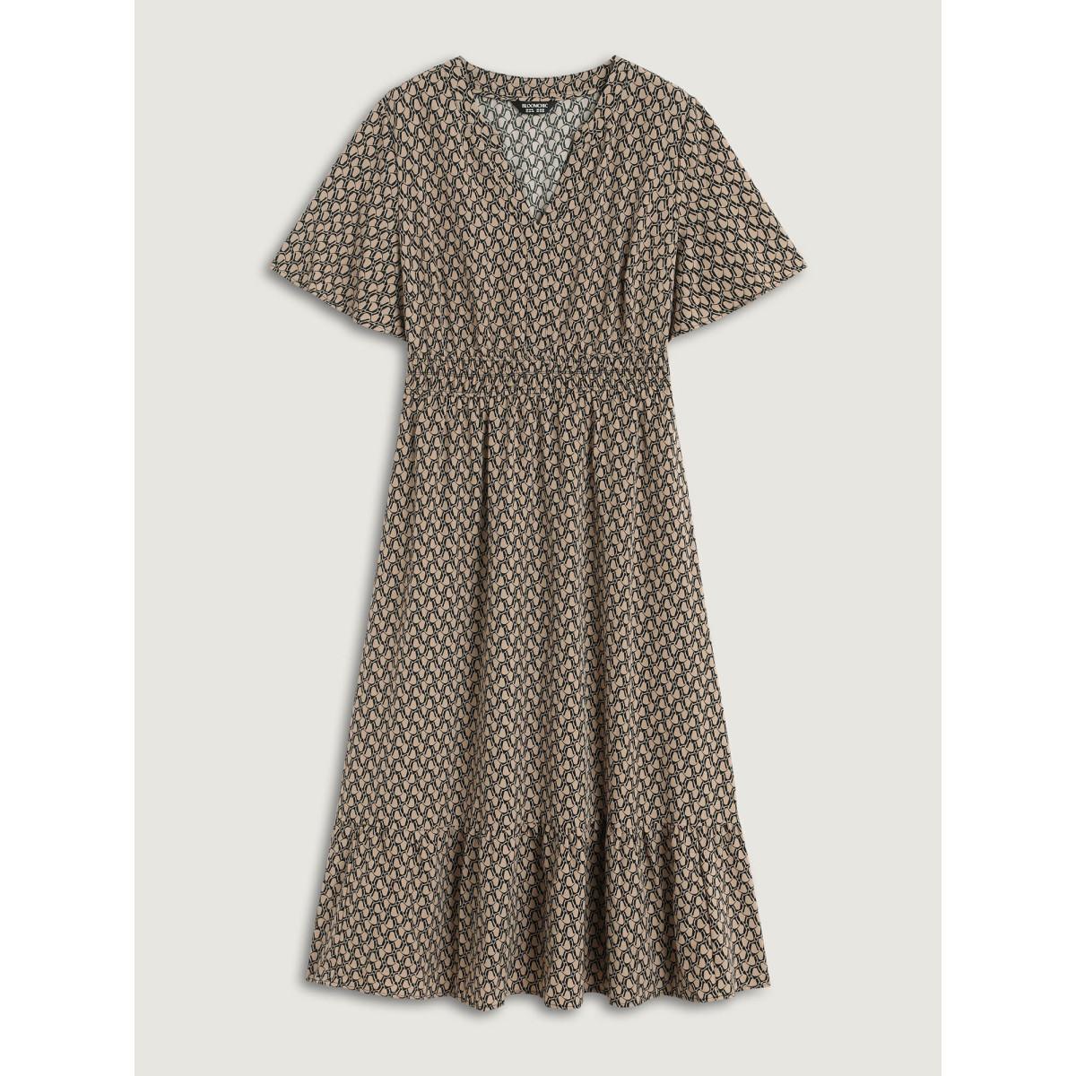 Plus Size Geometric Print Waist-Cinched Tiered Midi Dress Tan Women Flat collar with V-notch Short sleeve Curvy BloomChic 12/L Product Image