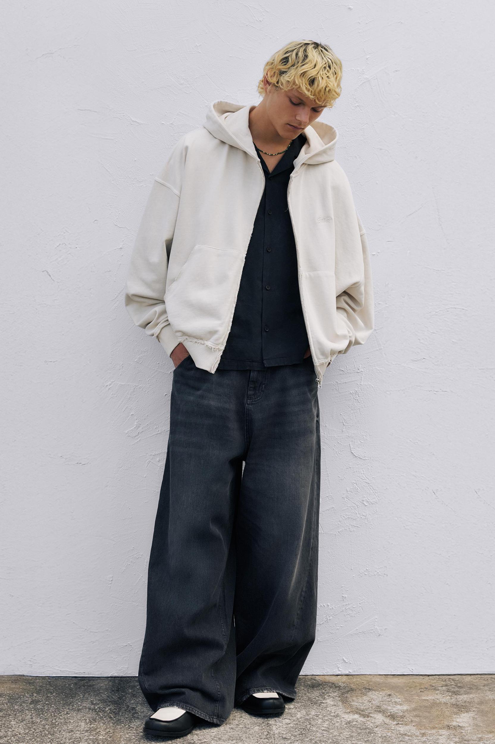 Frayed zip-up hoodie Product Image