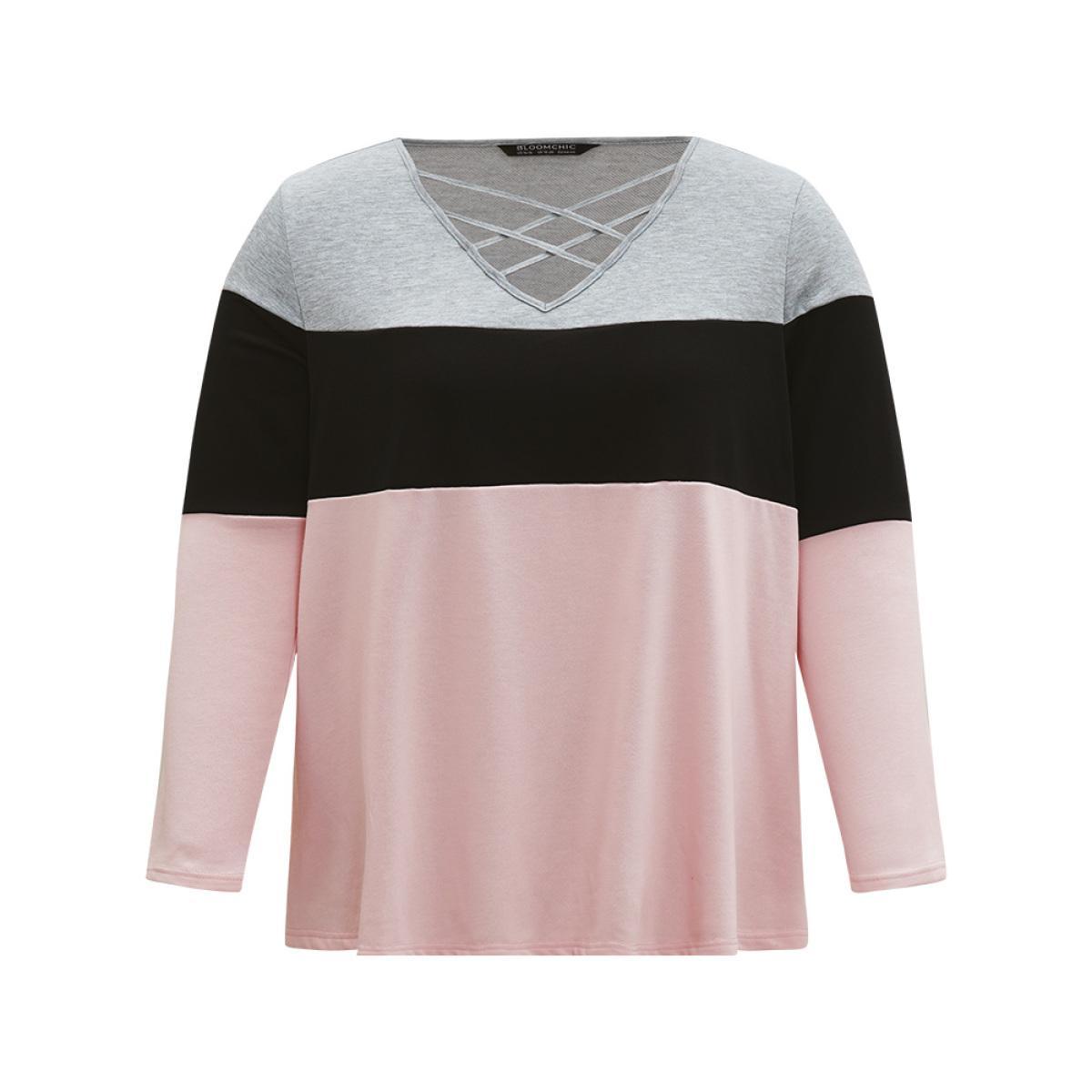Plus Size Colorblock Contrast Crisscross V Neck Sweatshirt Women Multicolor Casual Contrast V-neck Everyday Sweatshirts BloomChic 30/6X Product Image