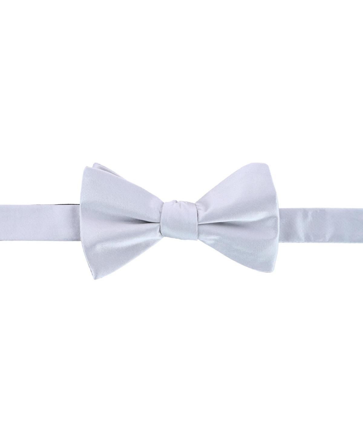 Trafalgar Sutton Pre Tied Bow Tie Product Image