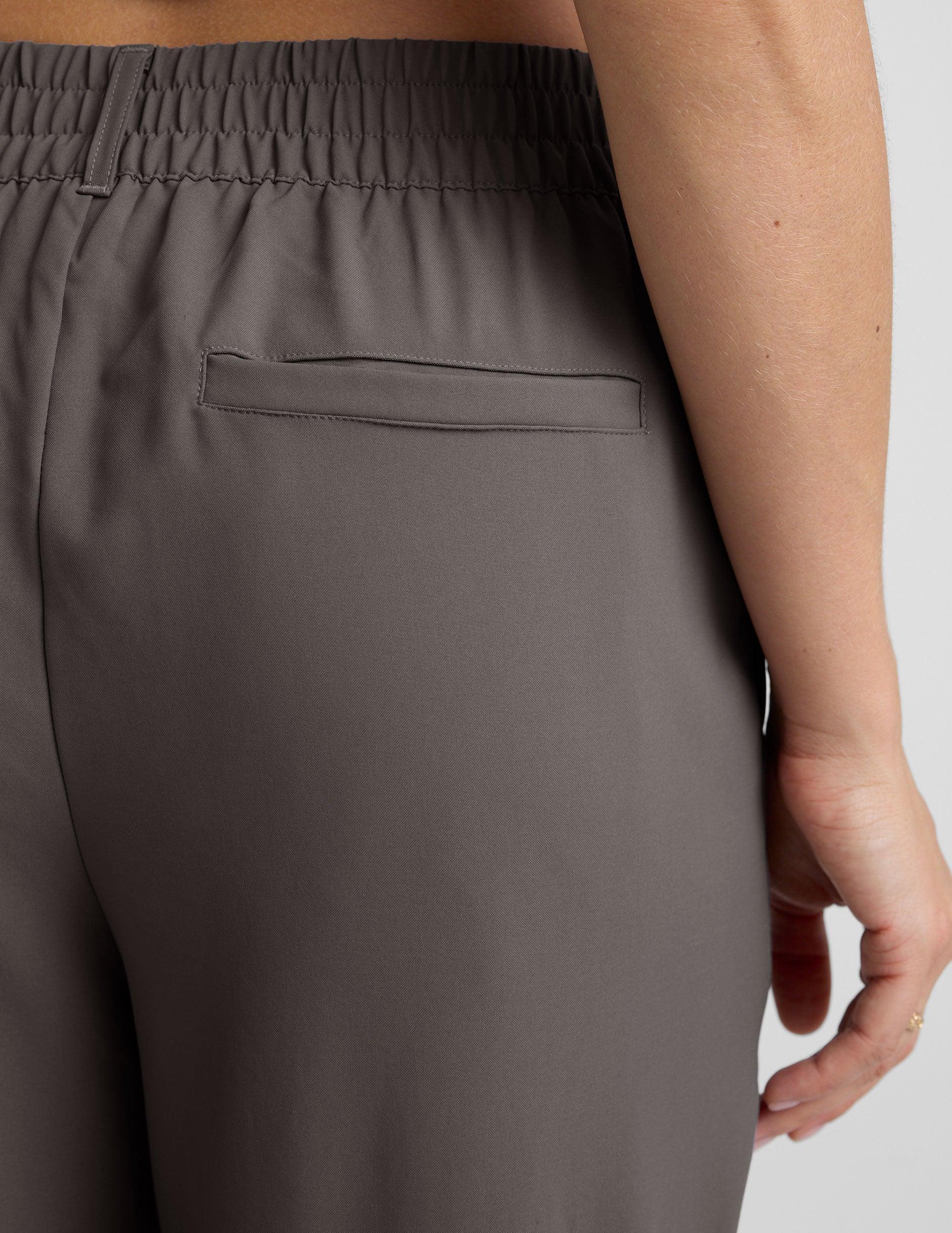 Status Tapered Pant Product Image