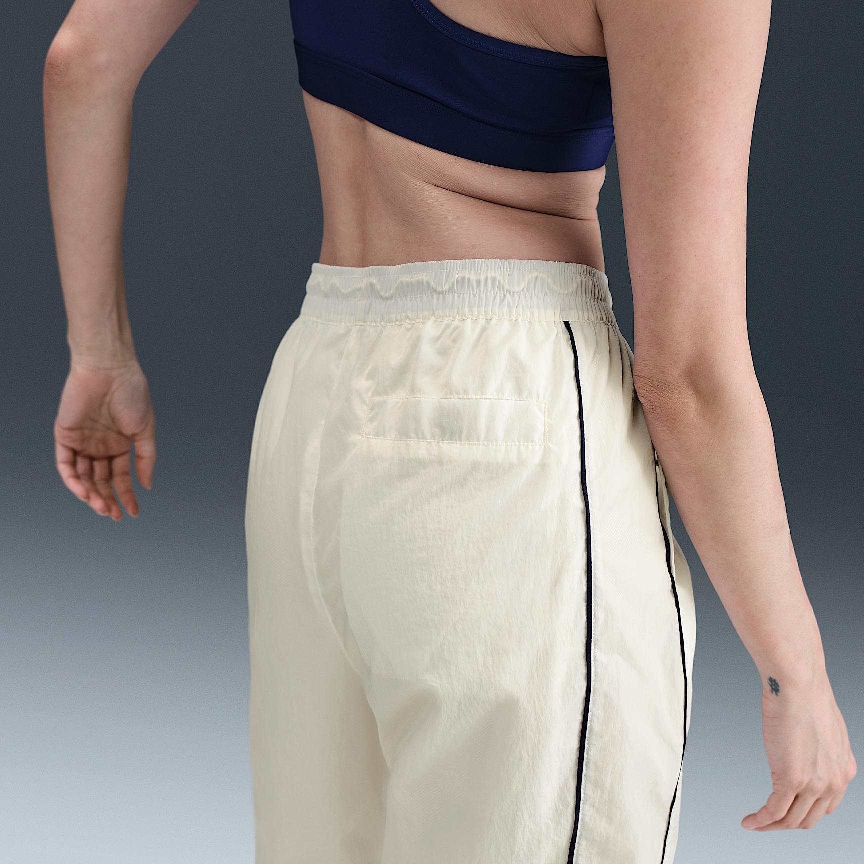 Nike Women's Windrunner High-Waisted Woven Open-Hem Pants Product Image