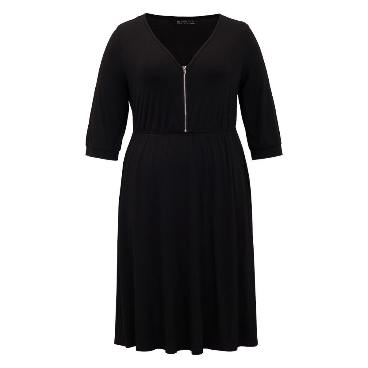 Plus Size Plain Pocket Elastic Waist Zipper Dress Black Women Office Plain V-neck Elbow-length sleeve Curvy Midi Dress BloomChic 26/4X Product Image