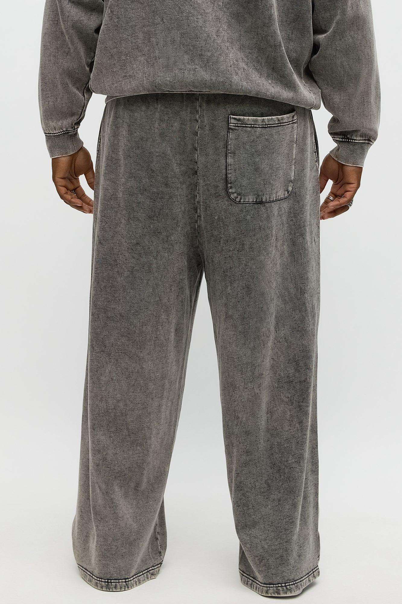 Can't Fade Me Sweatpant - Grey Product Image