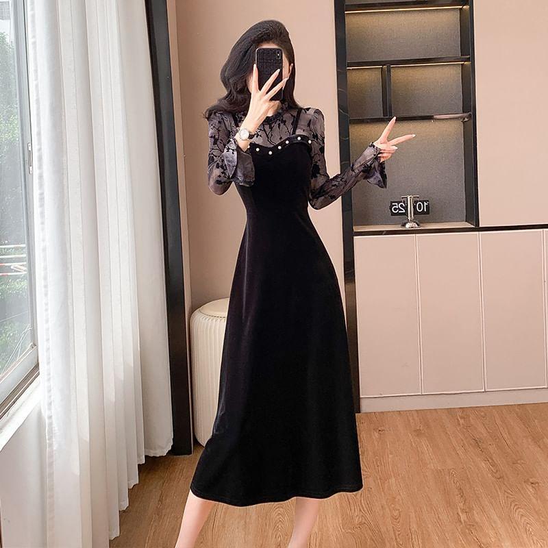 Long Sleeve Crew Neck Plain Lace Panel Velvet A-Line Midi Dress Product Image