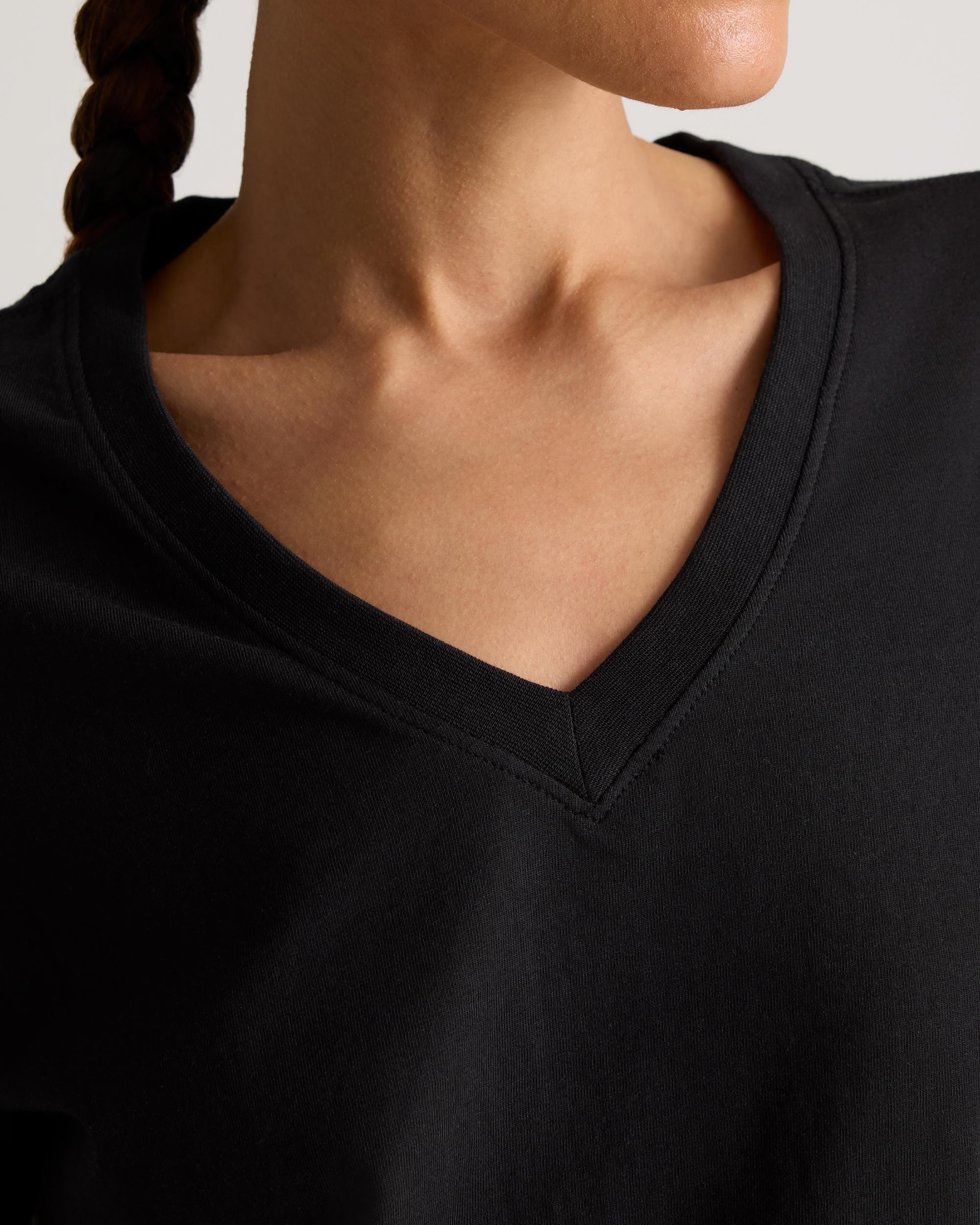 Quince | Women's Boxy V-Neck T-Shirt Size XS, Organic Cotton Product Image