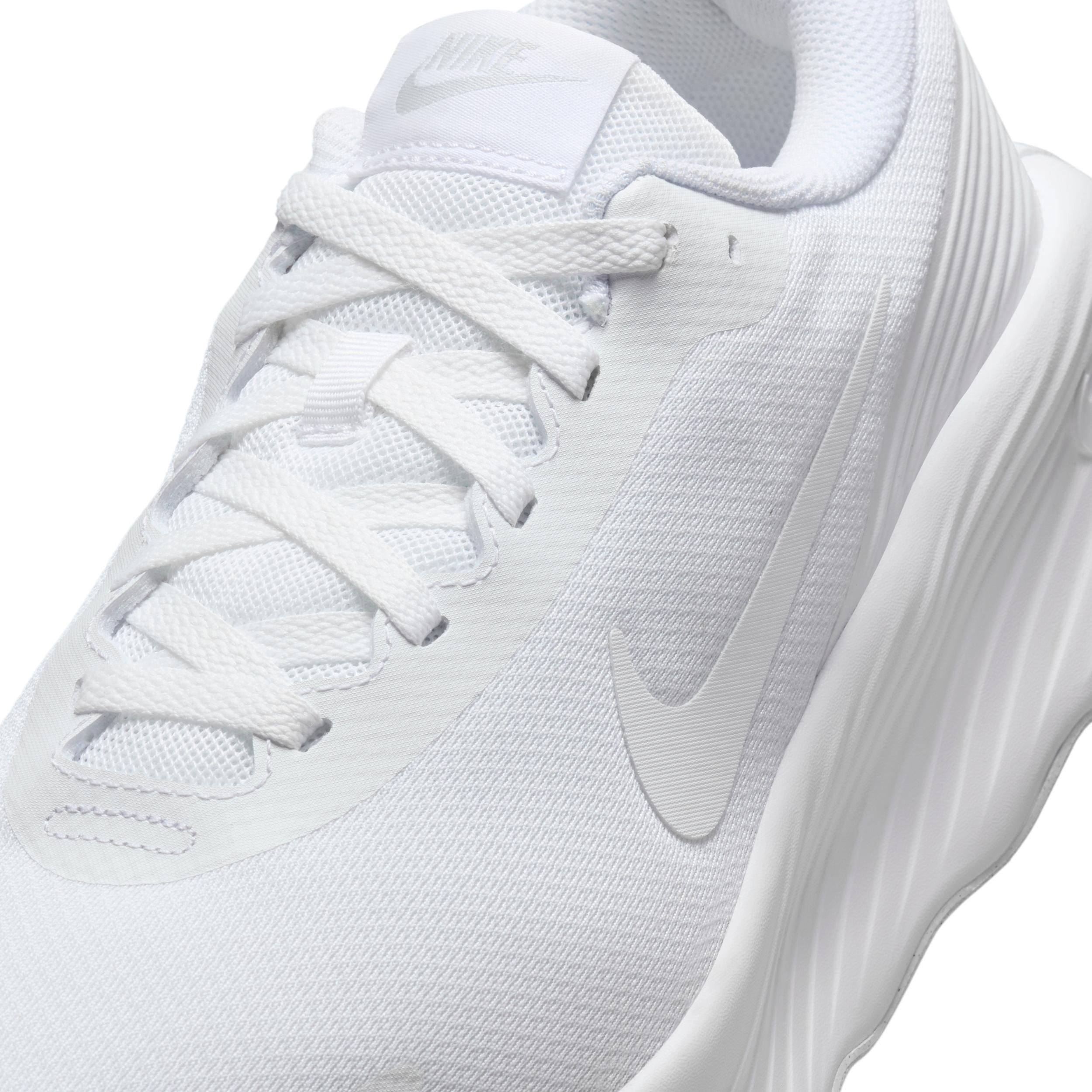 Nike Men's Promina Walking Shoes Product Image