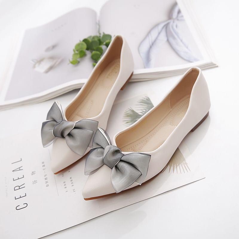 Bow Pointed Toe Flats Product Image