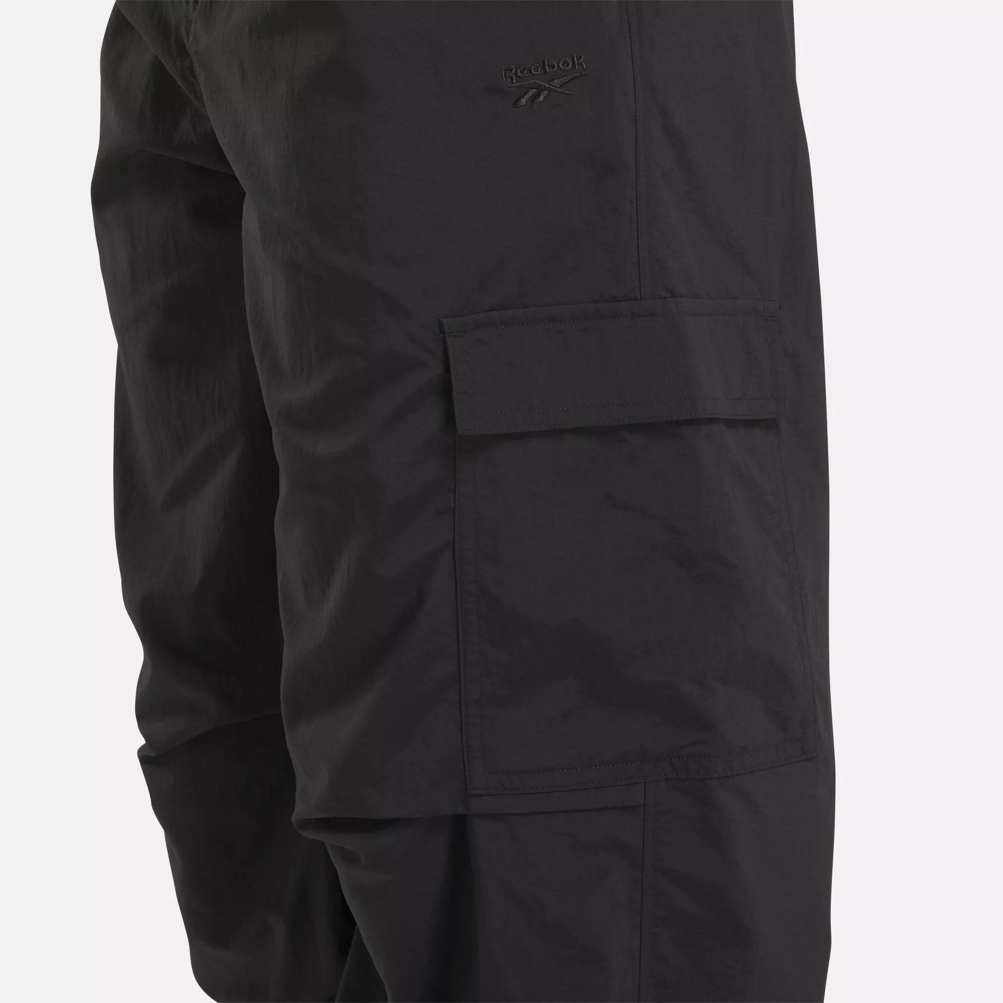 Women's Wardrobe Essentials Cargo Pants Female Product Image