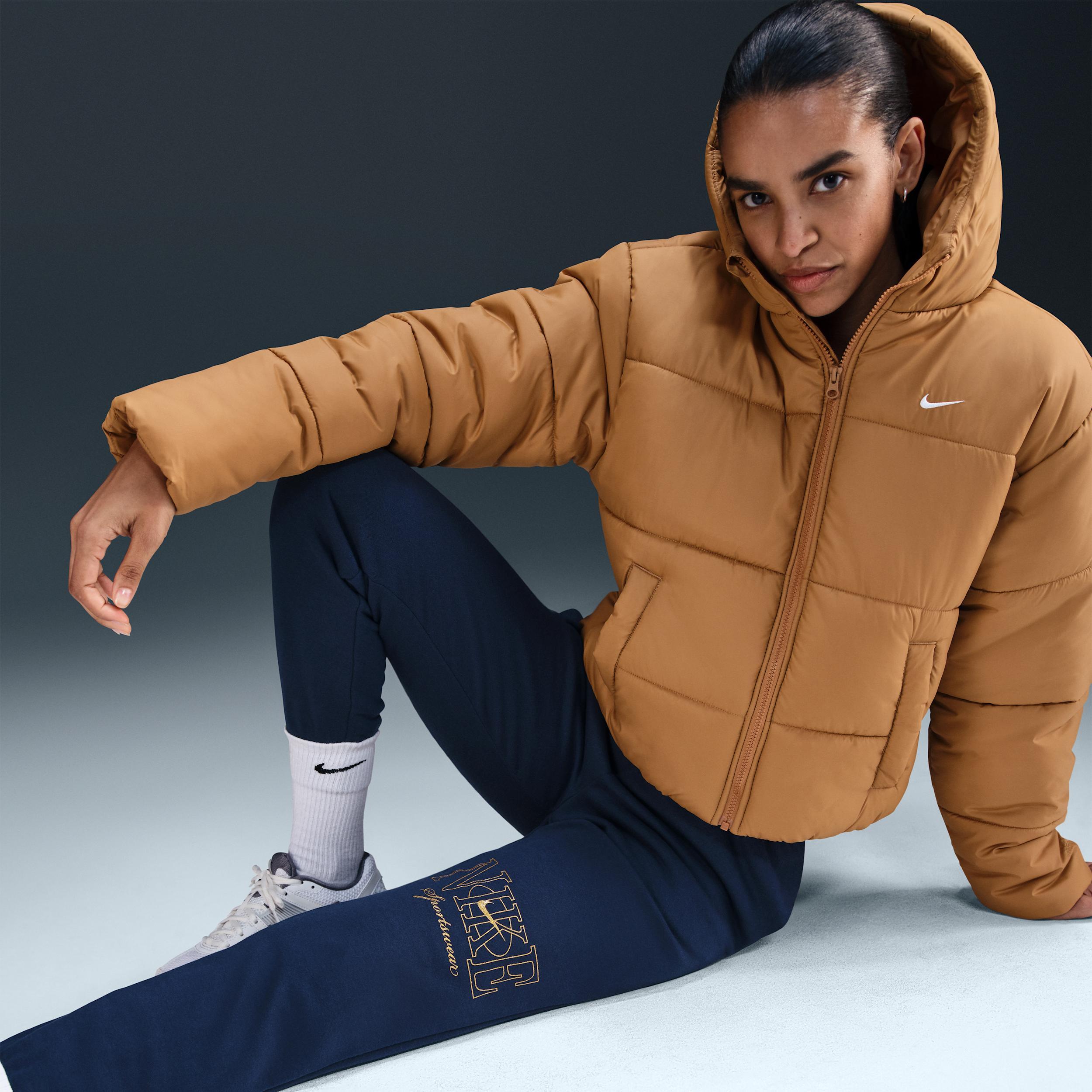Women's Nike Sportswear Club Fleece Mid-Rise Jogger Pants Product Image