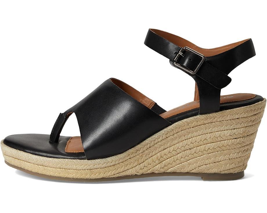 Women's SoftWalk Hilo Product Image