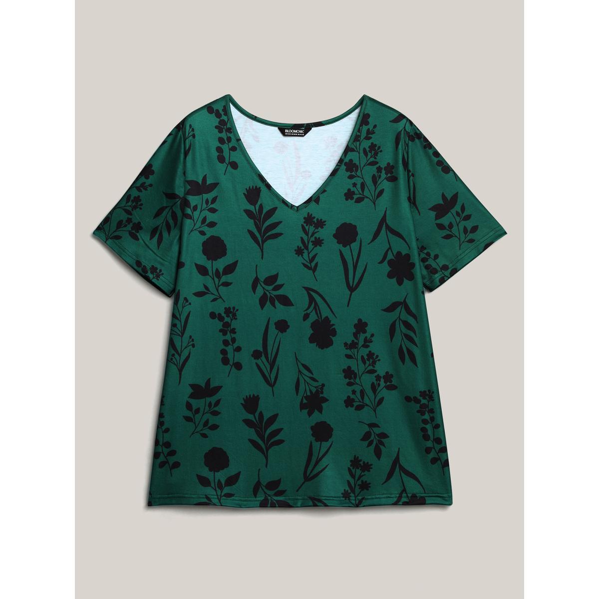 Plus Size Stretchy Floral Print V-Neck T-Shirt DarkGreen Women Casual Non Natural Flowers V-neck Everyday T-shirts BloomChic 10/M Product Image