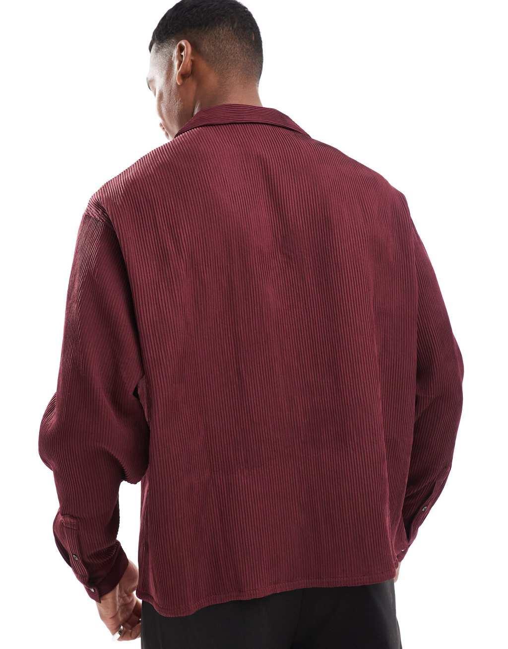 ASOS DESIGN boxy plisse shirt in burgundy Product Image