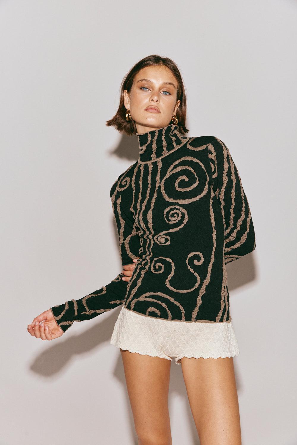 Ivy Muse Knit Maxi Skirt Black Swirl Product Image
