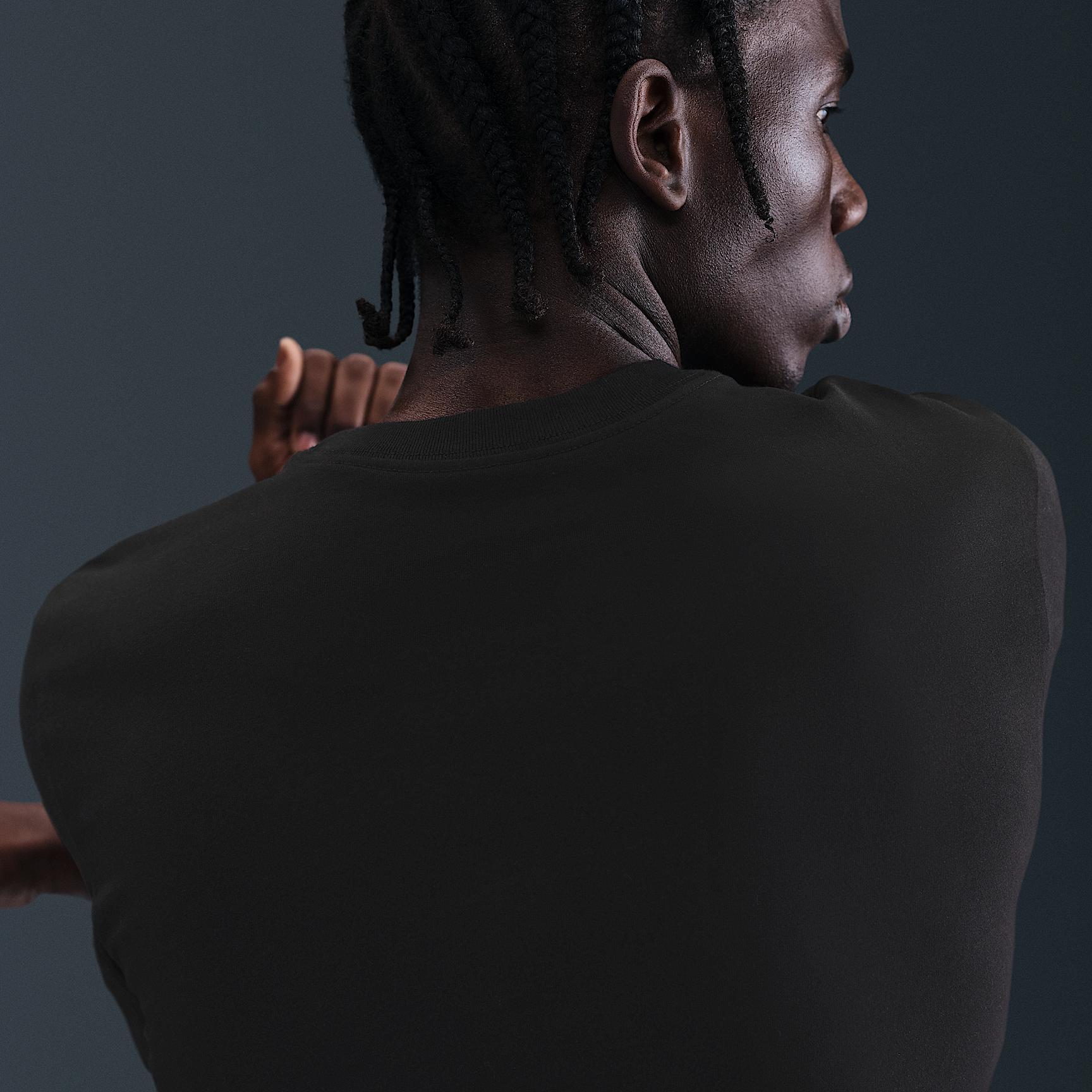 Nike Men's Dri-FIT Training T-Shirt Product Image