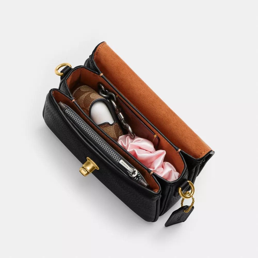 Cassie Crossbody Bag 17 Product Image