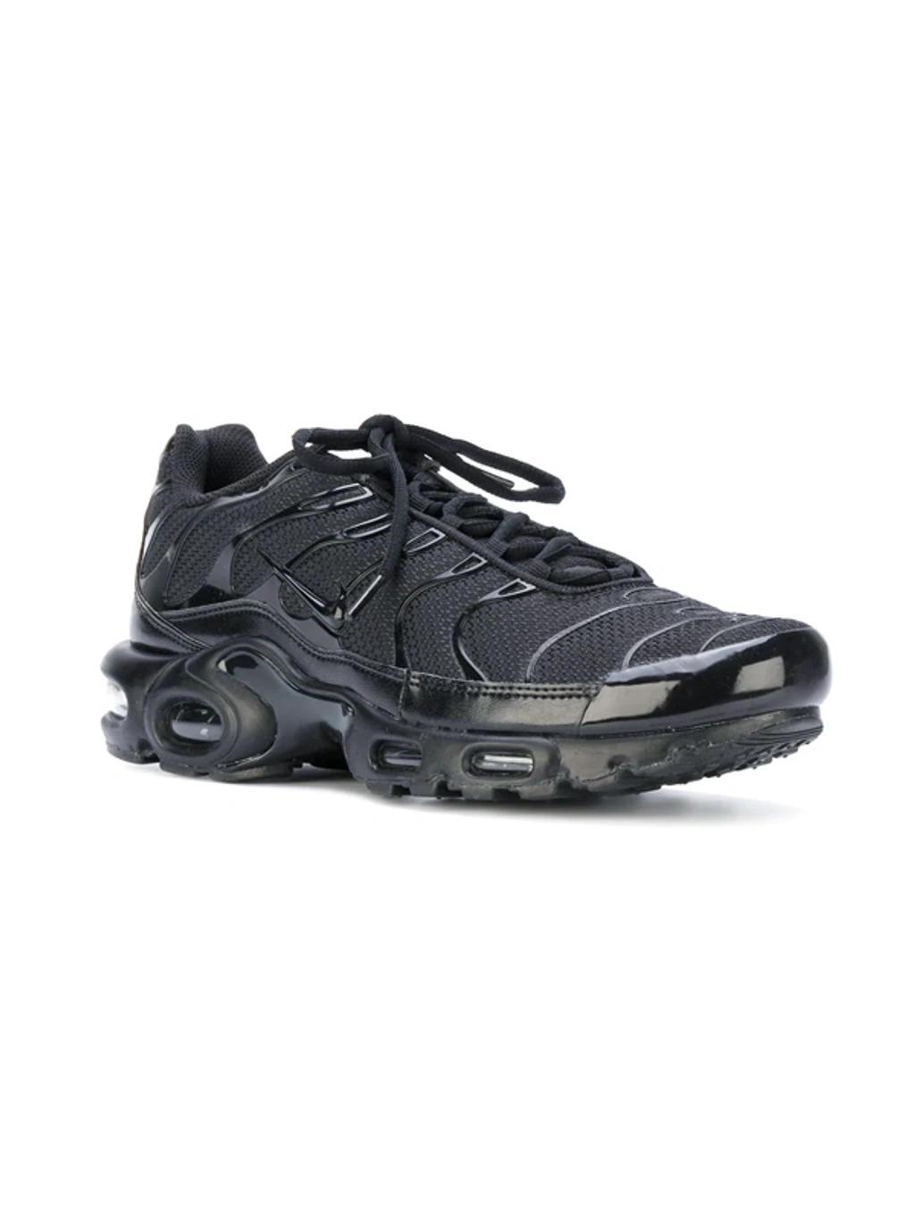 NIKE Air Sole Lace-up Sneakers In Black Product Image