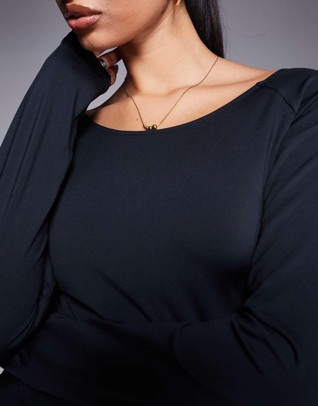 4505 boat neck long sleeve active dance top in black  Product Image