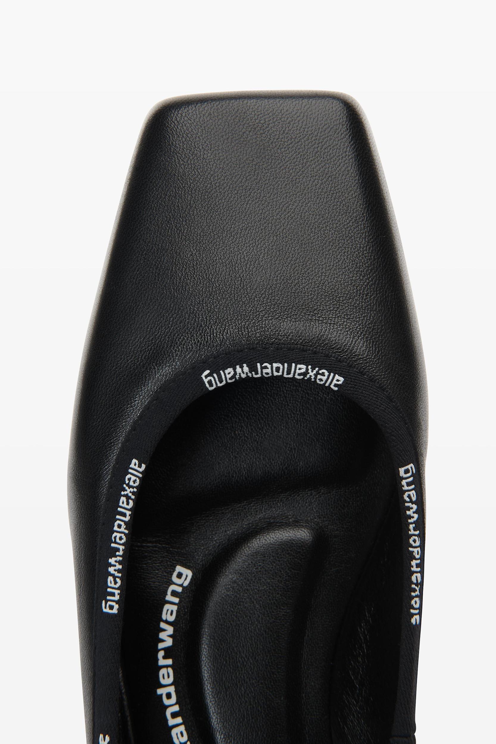 Billie Flat In Leather Product Image
