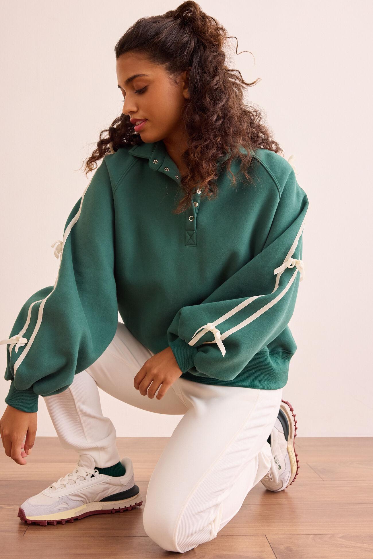 Side Barre Bow Pullover Product Image