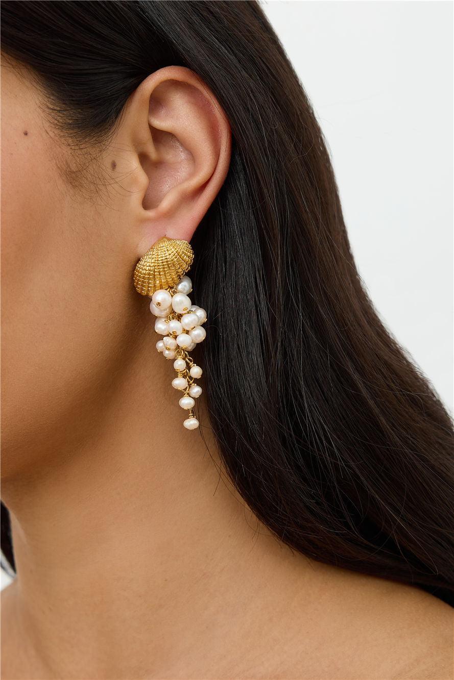 18k Gold Plated Seashell Cove Earrings Gold Product Image