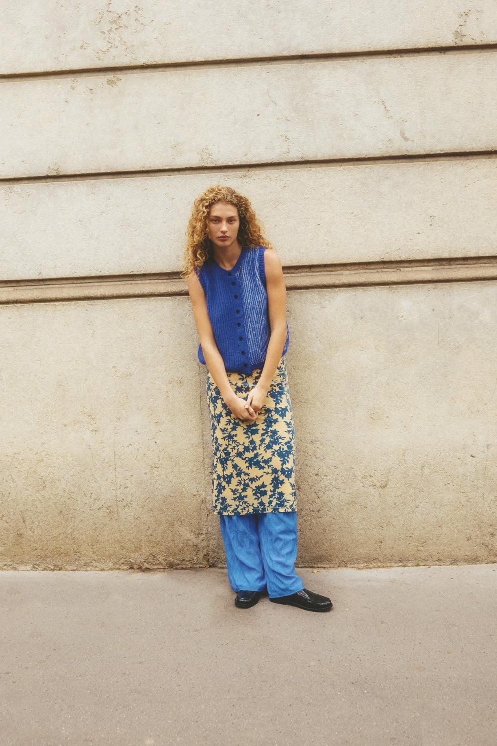 Cas Midi Skirt Vea Product Image