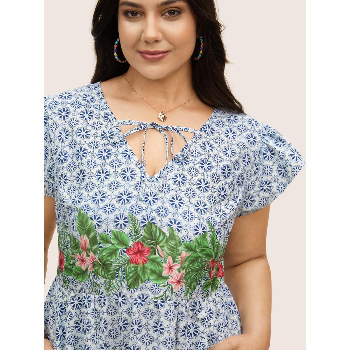 Plus Size Bandana Print Tie Knot Ruffle Cap Sleeve Dress LightBlue Women Resort Tie knot V-neck Cap Sleeve Curvy BloomChic 28/5X Product Image
