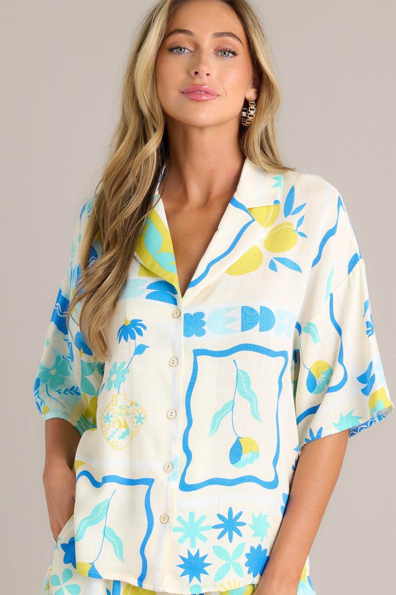 Tangy Blossom Blue Multi Print Short Sleeve Top Product Image