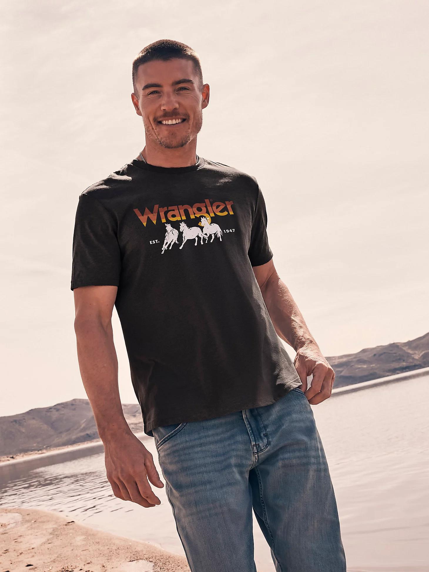 Men's Stampede Graphic T-Shirt | Men's SHIRTS | Wrangler® Product Image