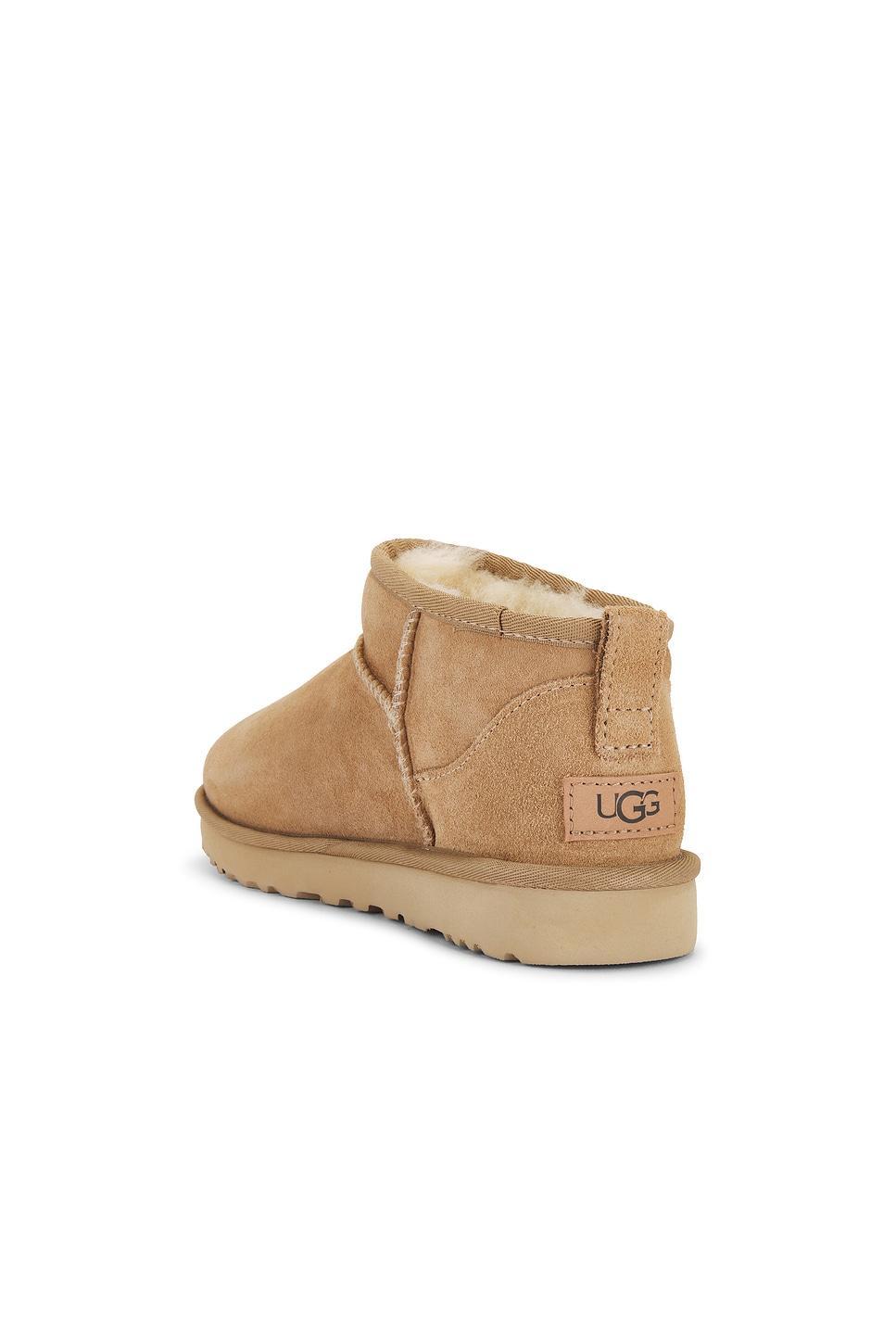 Classic Ultra Mini Boot UGG Product Image