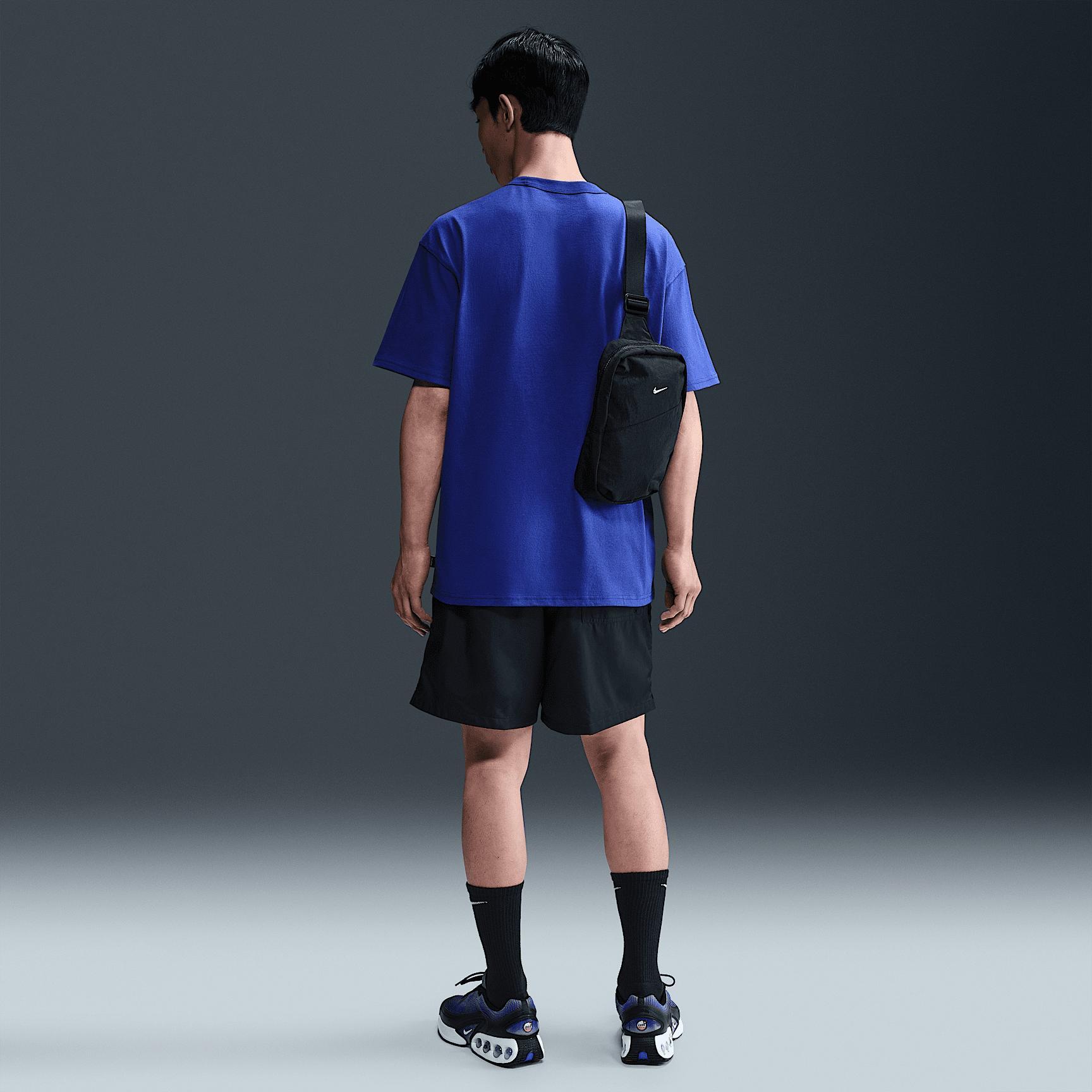 Nike Sportswear Premium Essentials Men's T-Shirt Product Image