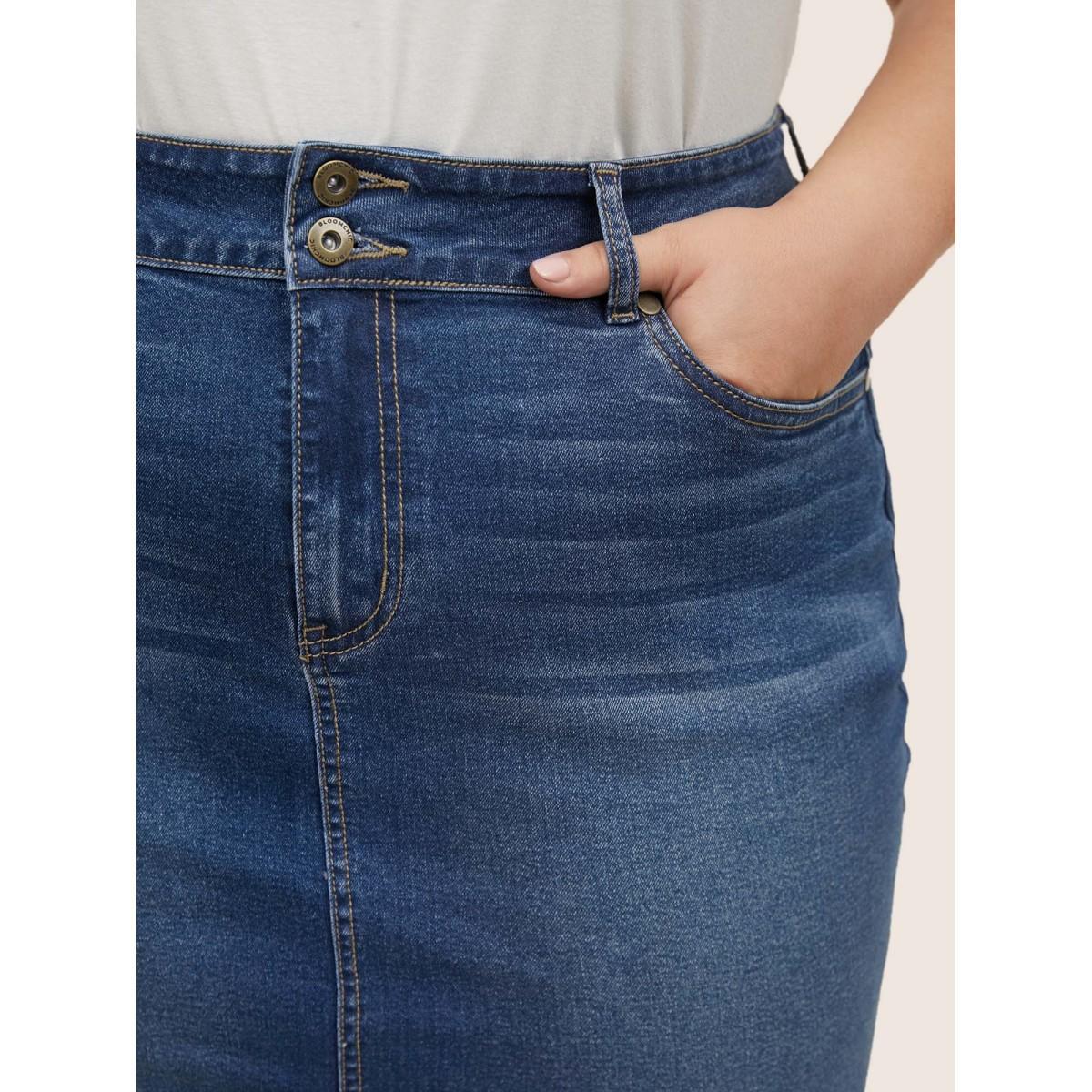 Plus Size Dark Wash Split Back Bodycon Denim Skirt Women Blue Everyday Non Plain High stretch Dark Wash 26/4X Slanted pocket Elegant Denim Skirts BloomChic Product Image