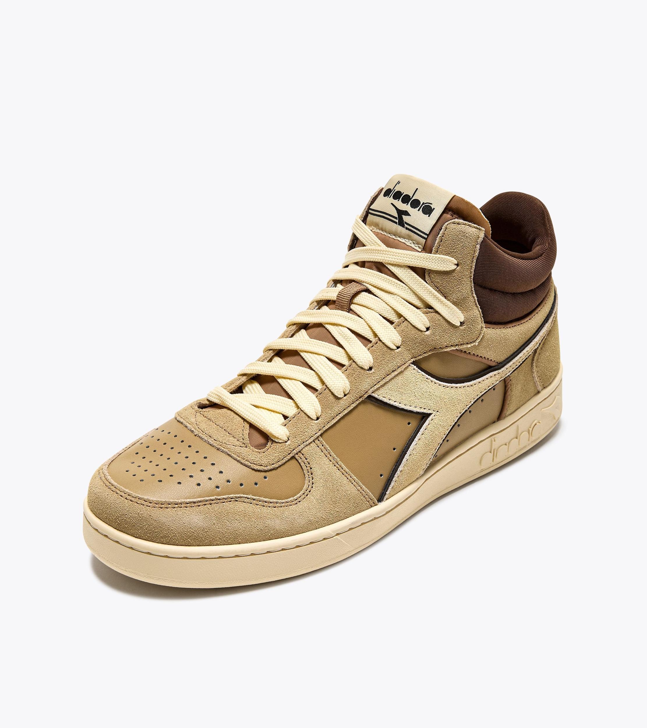 MAGIC BASKET DEMI CUT SUEDE LEATHER Product Image