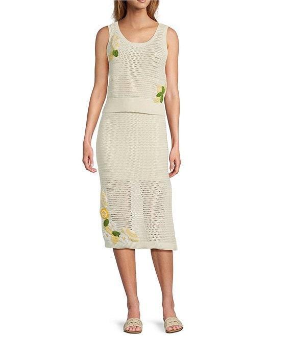 Skies Are Blue Scoop Neck Sleeveless Crochet Lemon Applique Coordinating Tank Product Image
