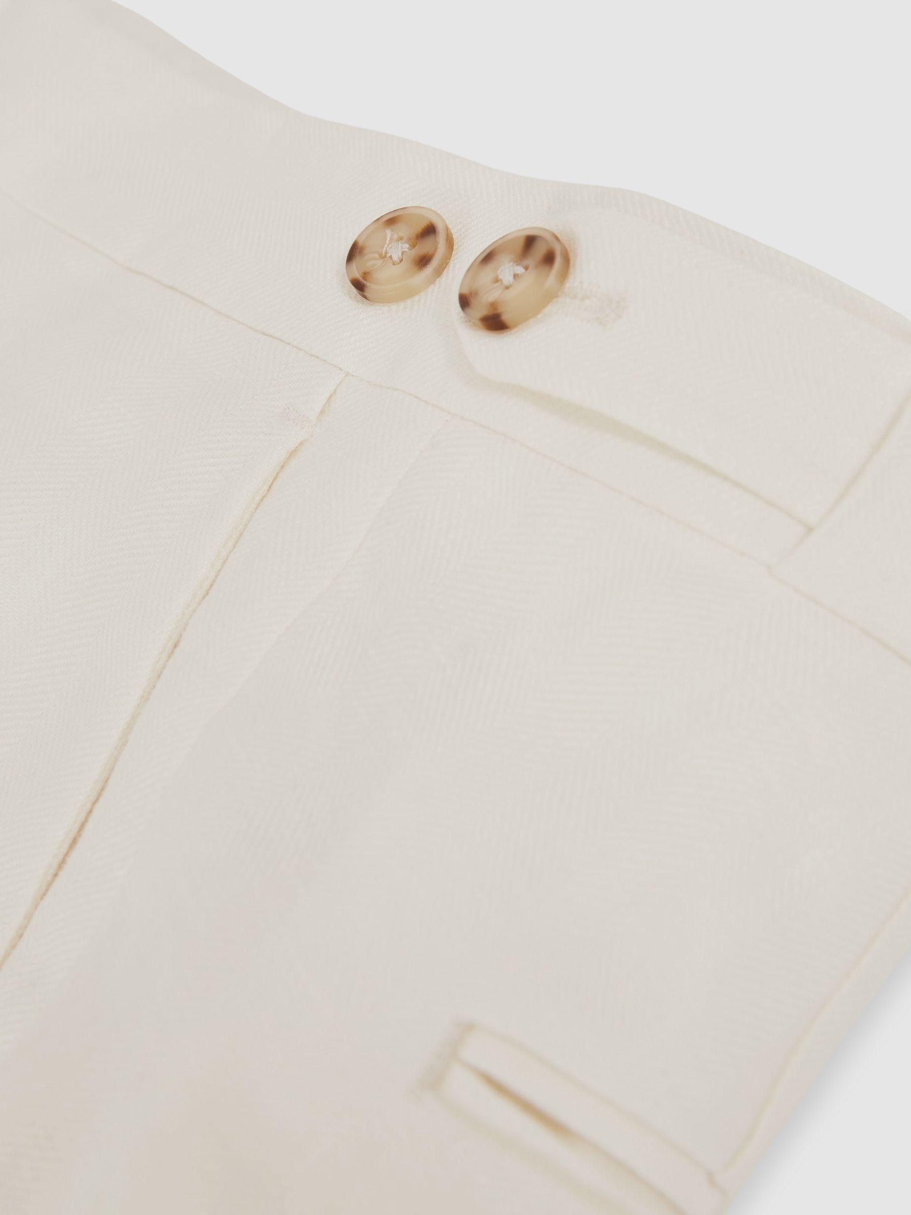 Linen Double-Breasted Suit Blazer Slim-Fit in Herringbone in White Product Image
