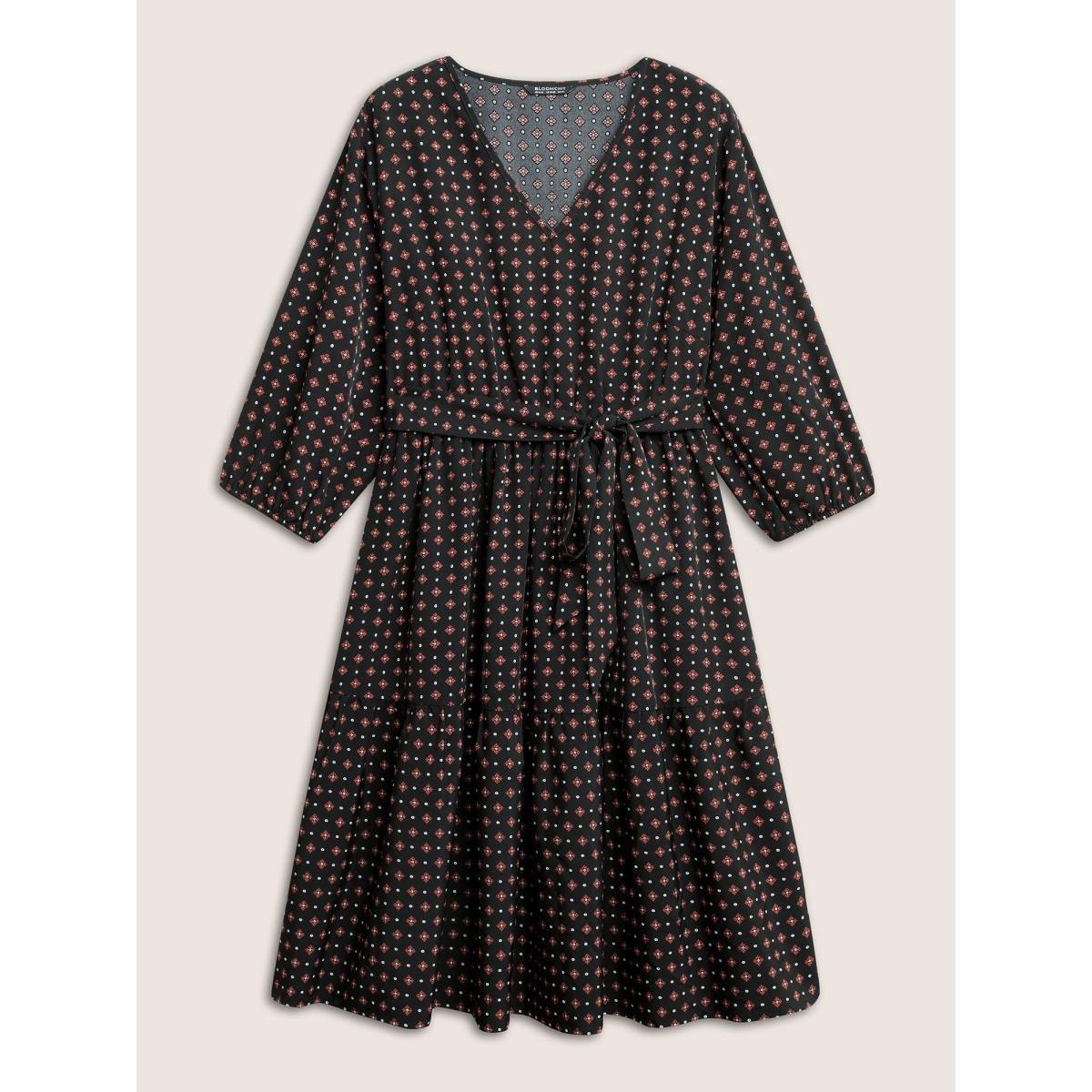Plus Size Geometric Graphic Belted Pocket V Neck Dress Black Women Resort Non V-neck Elbow-length sleeve Curvy Midi Dress BloomChic 12/L Product Image