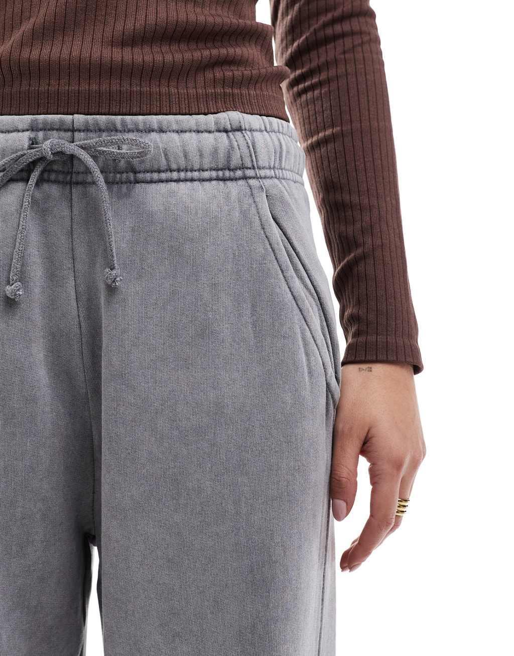 Pull&Bear wide leg sweatpants in acid washed gray Product Image