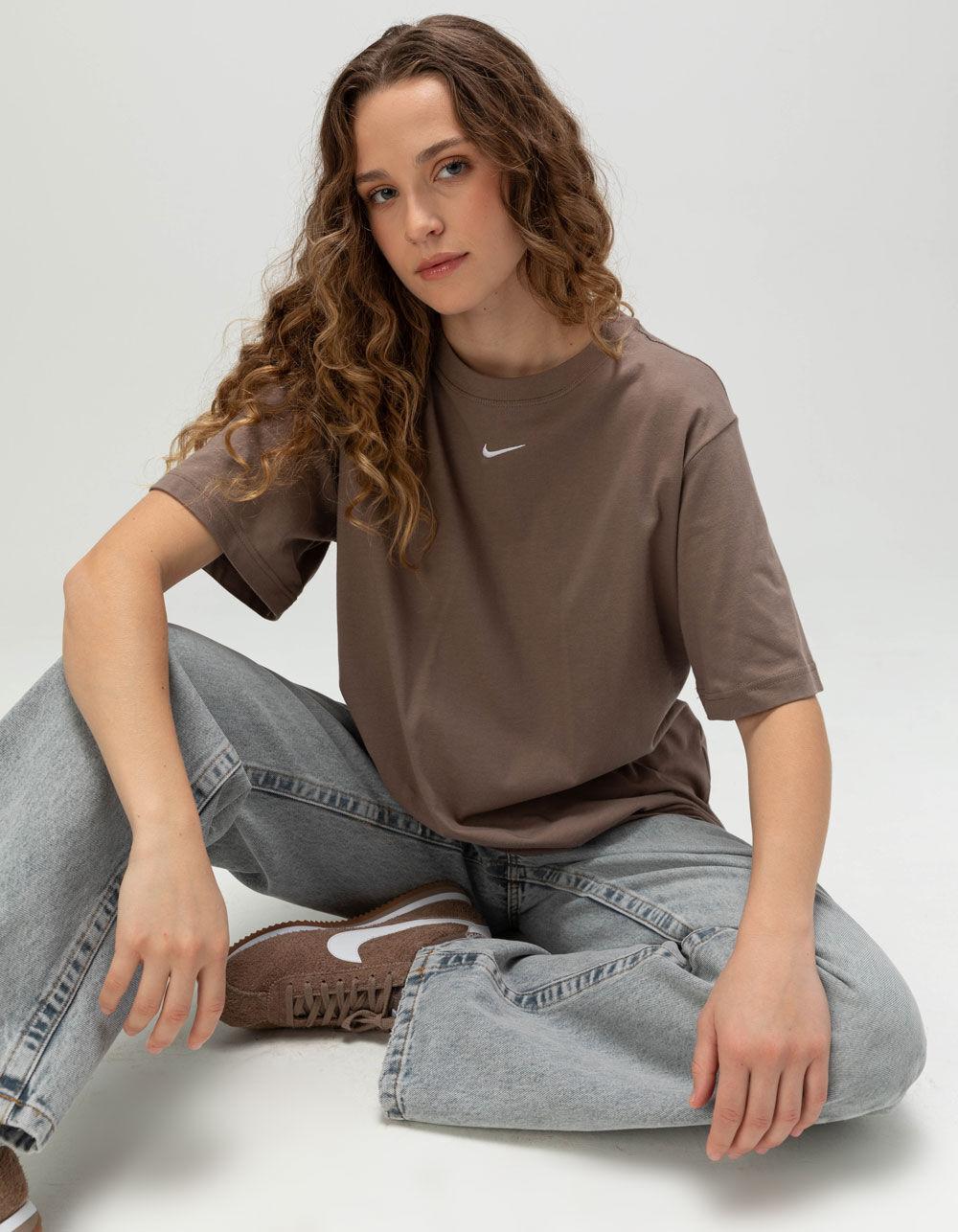 NIKE Sportswear Essentials Womens Tee - FADED BROWN Product Image