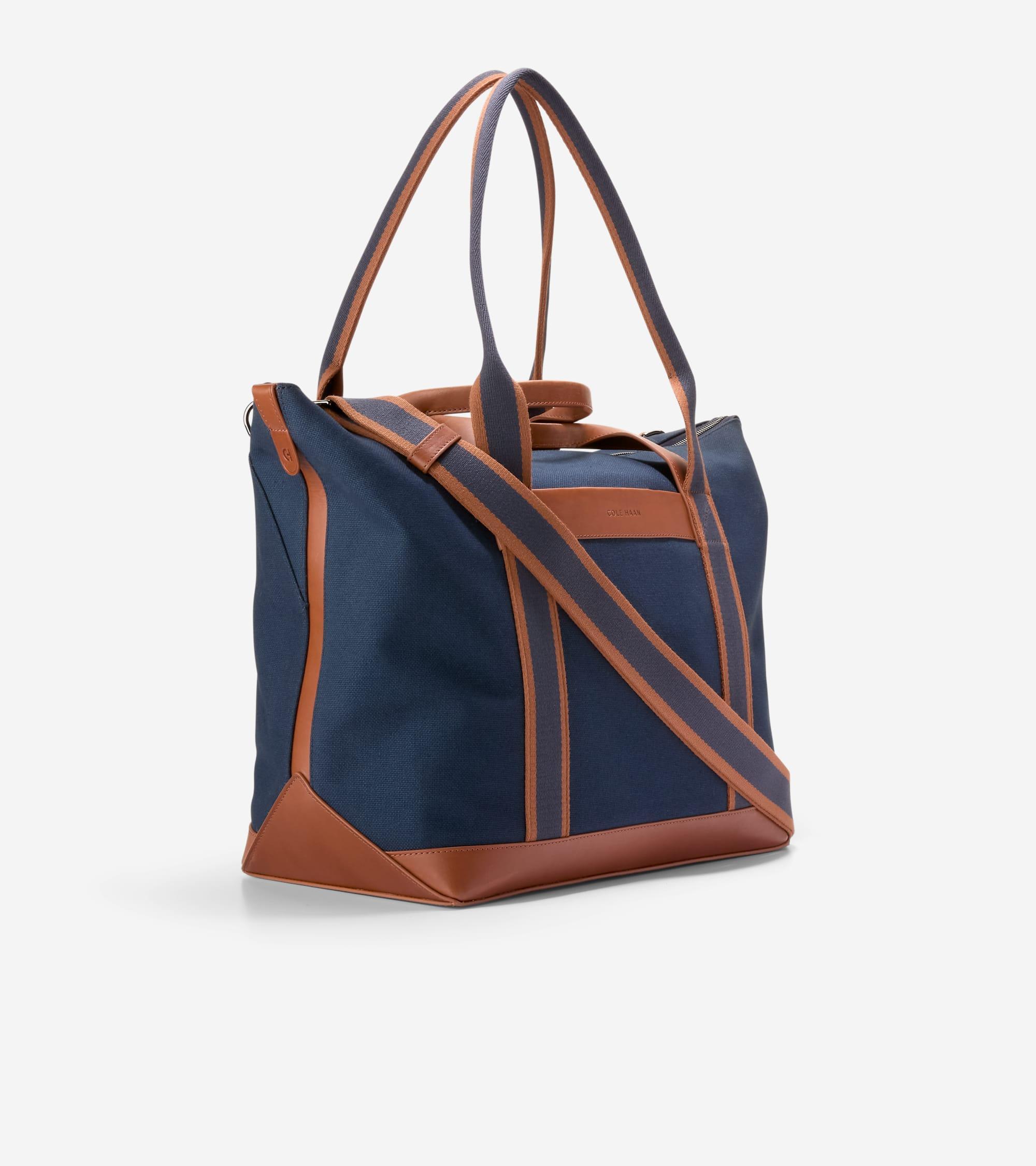 Men's Central Sling Bag Product Image