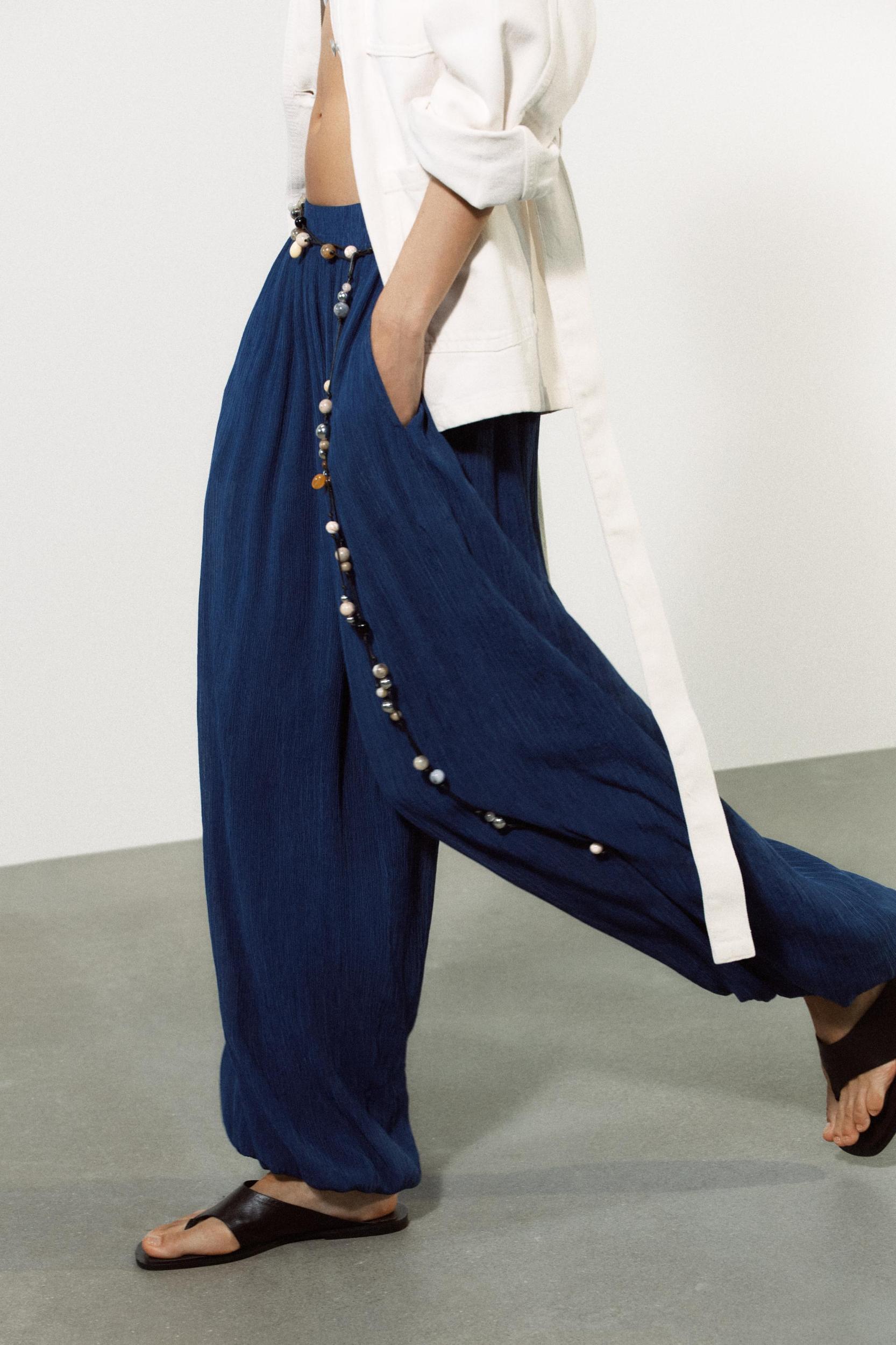 TEXTURED BALLOON PANTS Product Image