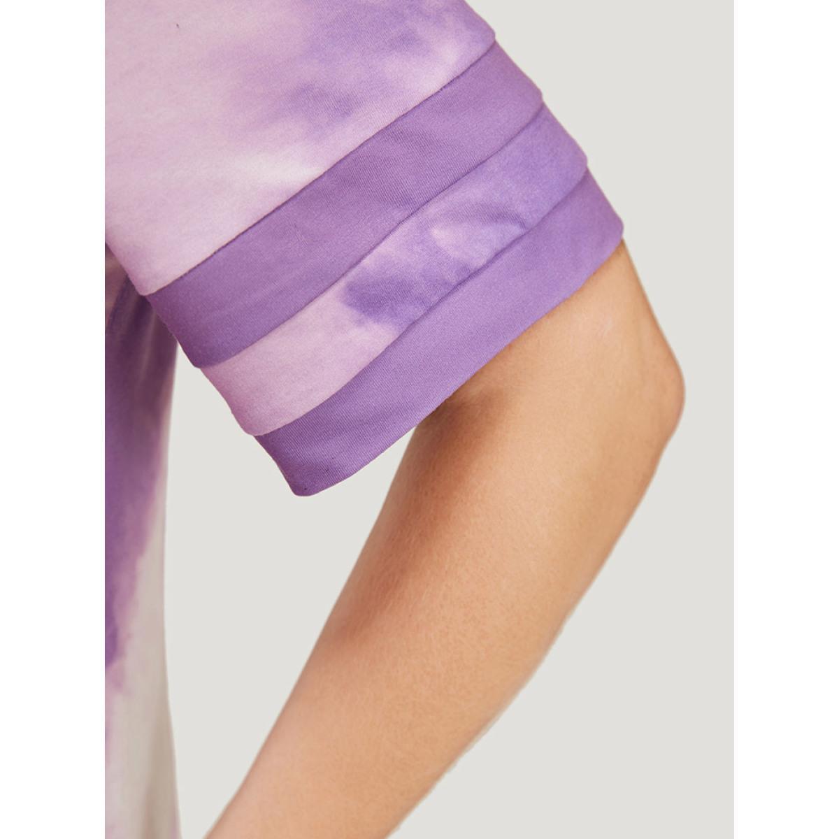 Plus Size Tie Dye V Neck Contrast Trim T-shirt Lilac Women Casual Contrast Tie Dye V-neck Dailywear T-shirts BloomChic 10/M Product Image