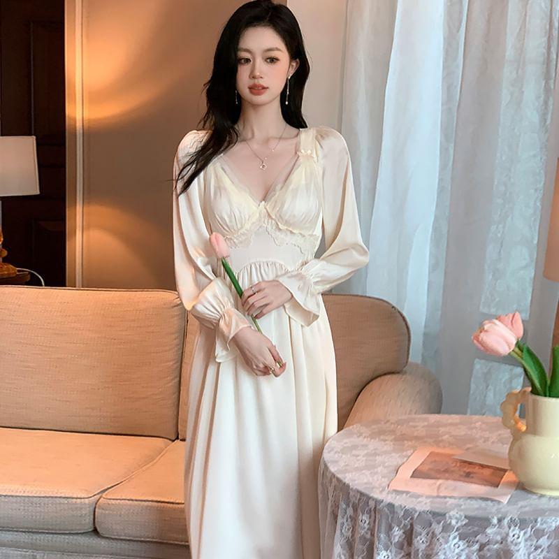 Puff-Sleeve Plain Lace Trim Pajama Dress Product Image