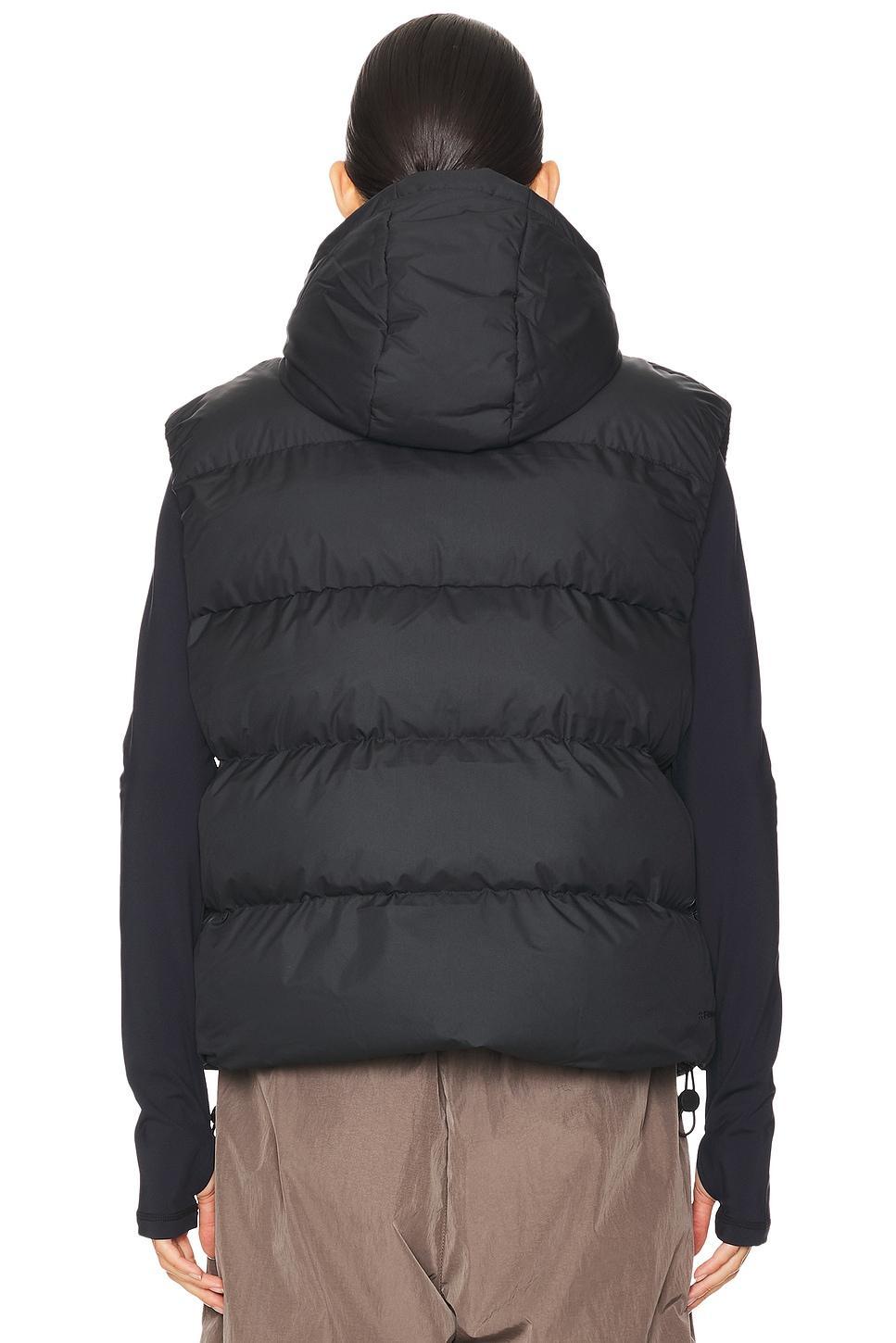 Metro Vest Nike Product Image