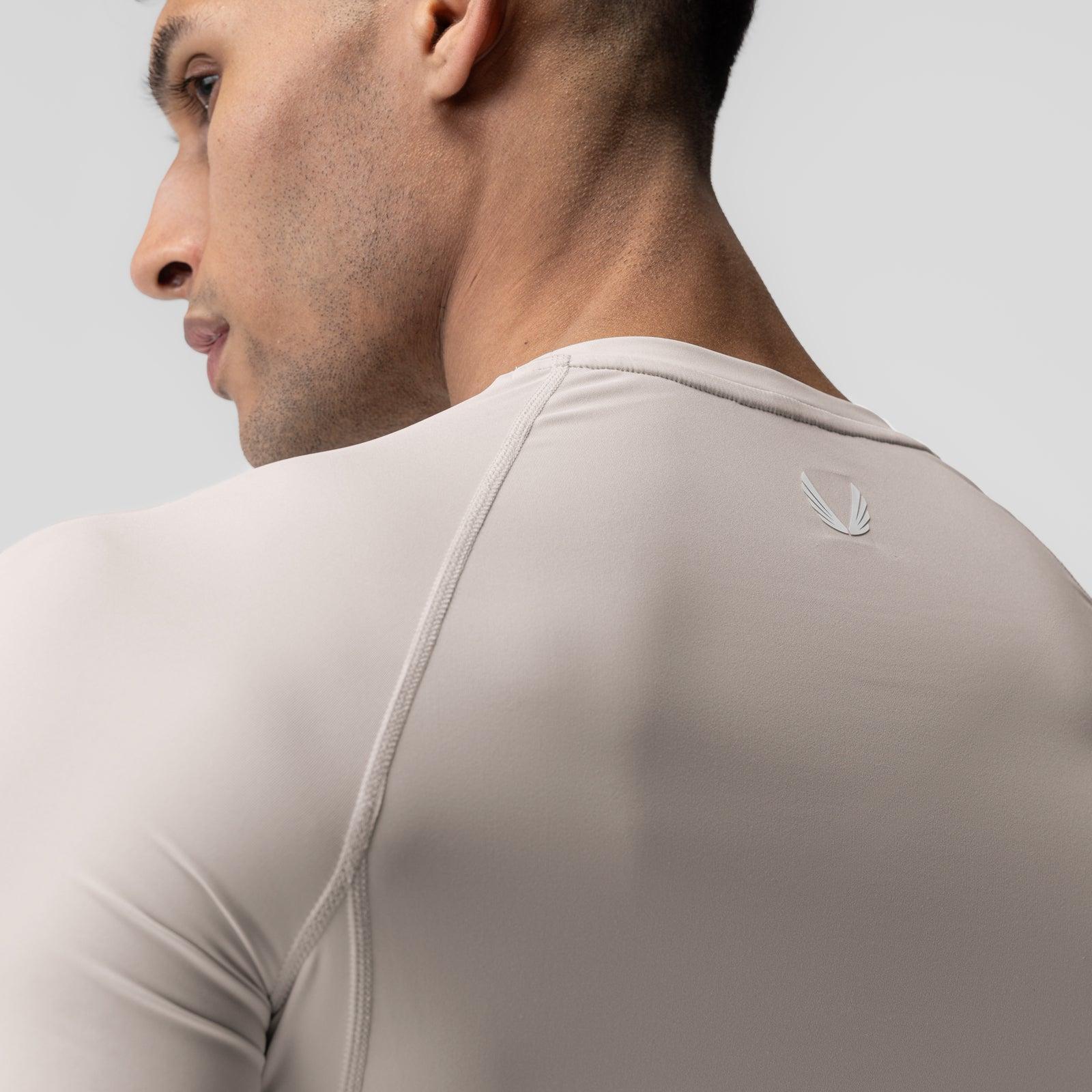 1027. WarpFlexx-Lite™ Half-Sleeve Baselayer - Chai Product Image